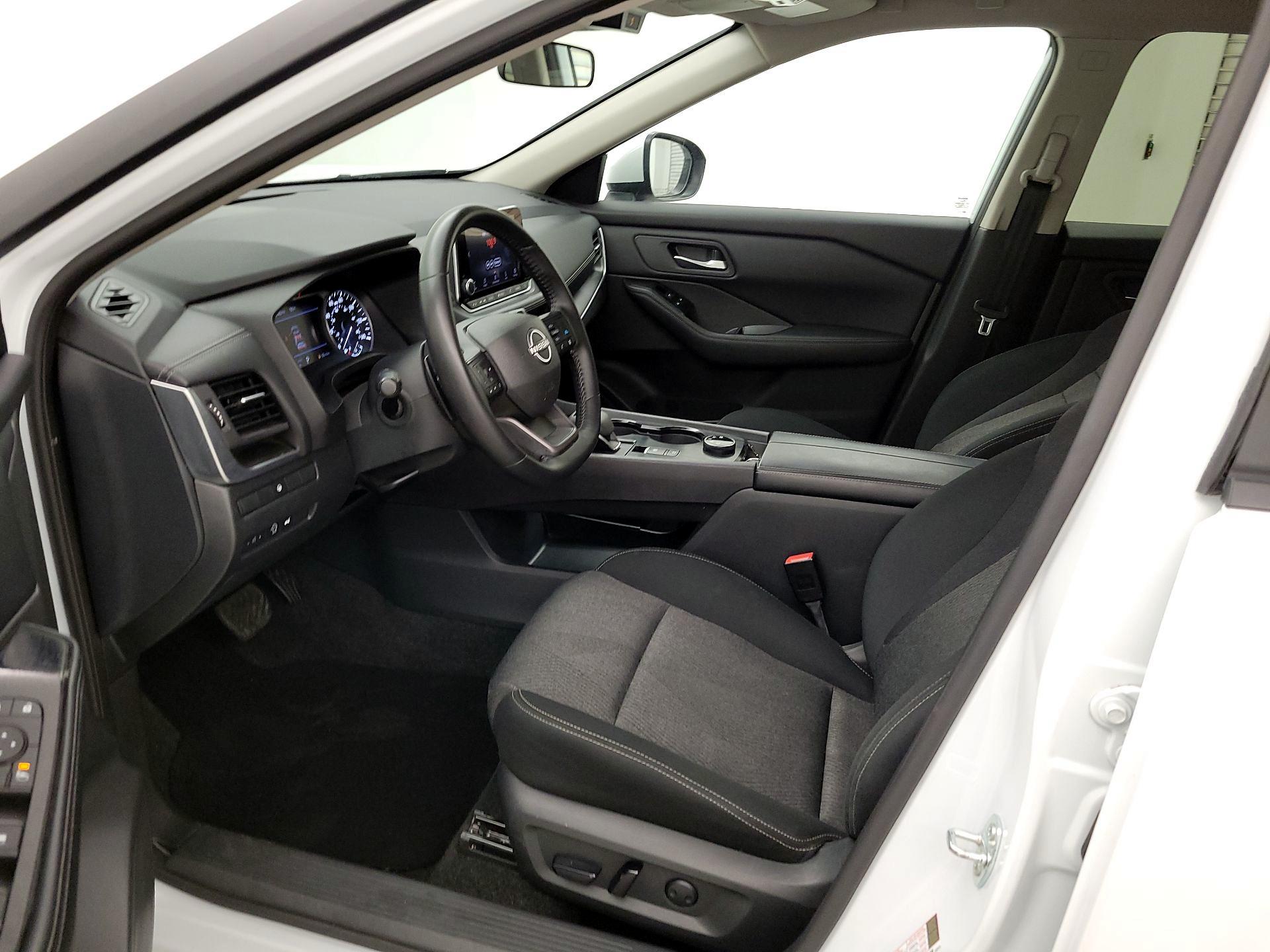 Thumbnail: 2025 Nissan Rogue - 11