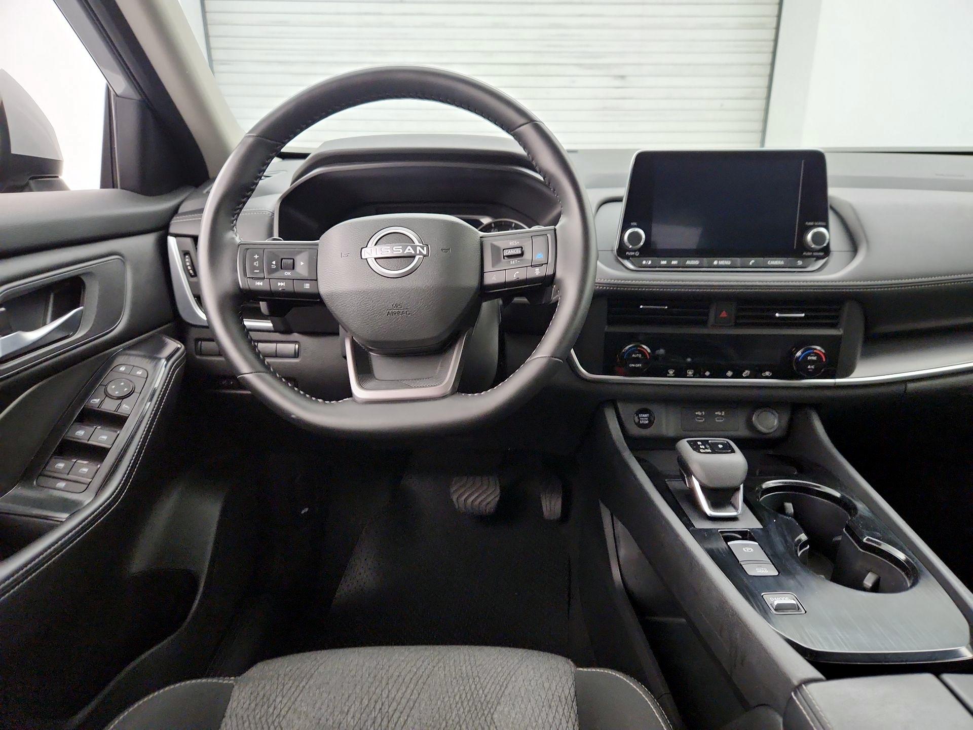 Thumbnail: 2025 Nissan Rogue - 10