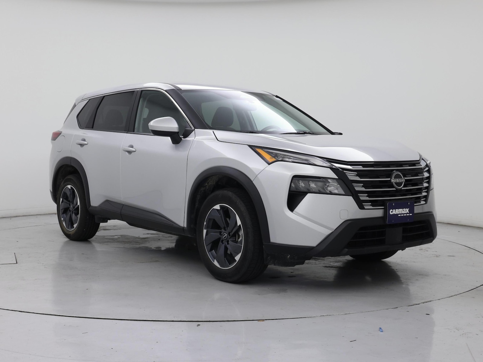 2025 Nissan Rogue SV - Photo 2