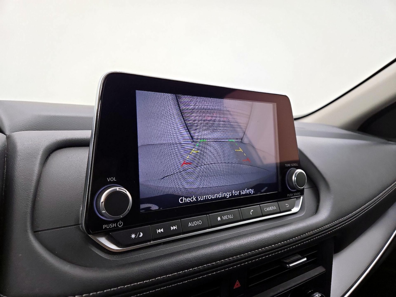 2025 Nissan Rogue SV - Photo 15