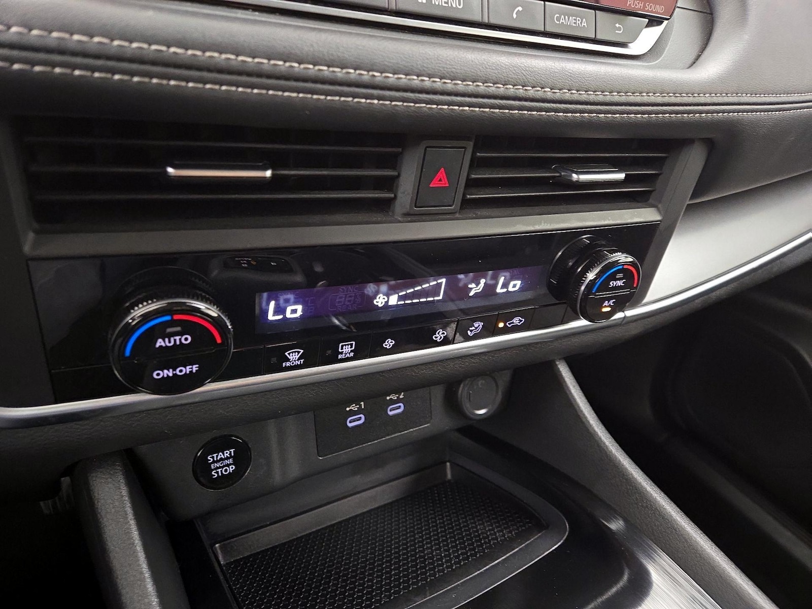 2025 Nissan Rogue SV - Photo 17