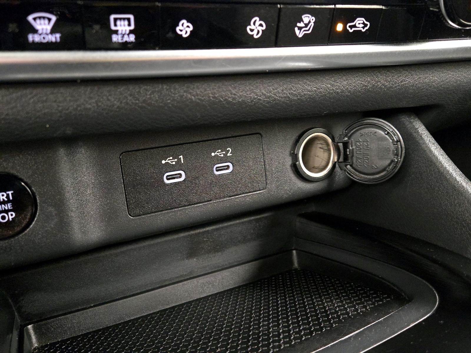 2025 Nissan Rogue SV - Photo 19