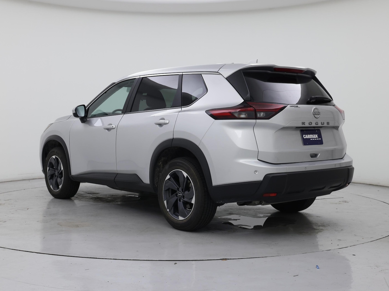 2025 Nissan Rogue SV - Photo 3
