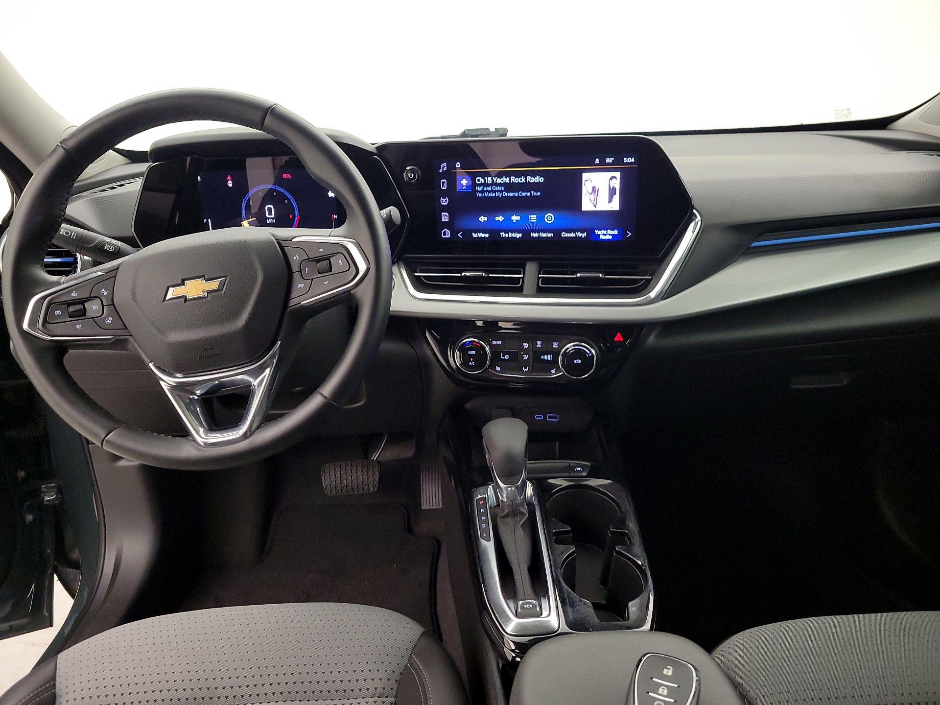 Thumbnail: 2025 Chevrolet Trax - 9