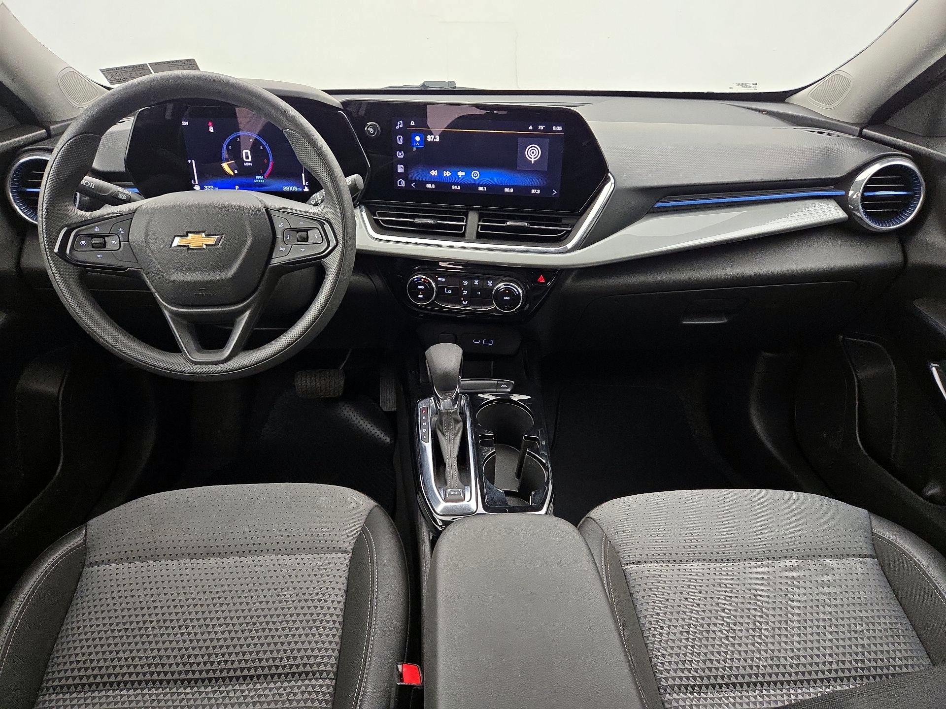 Thumbnail: 2025 Chevrolet Trax - 9