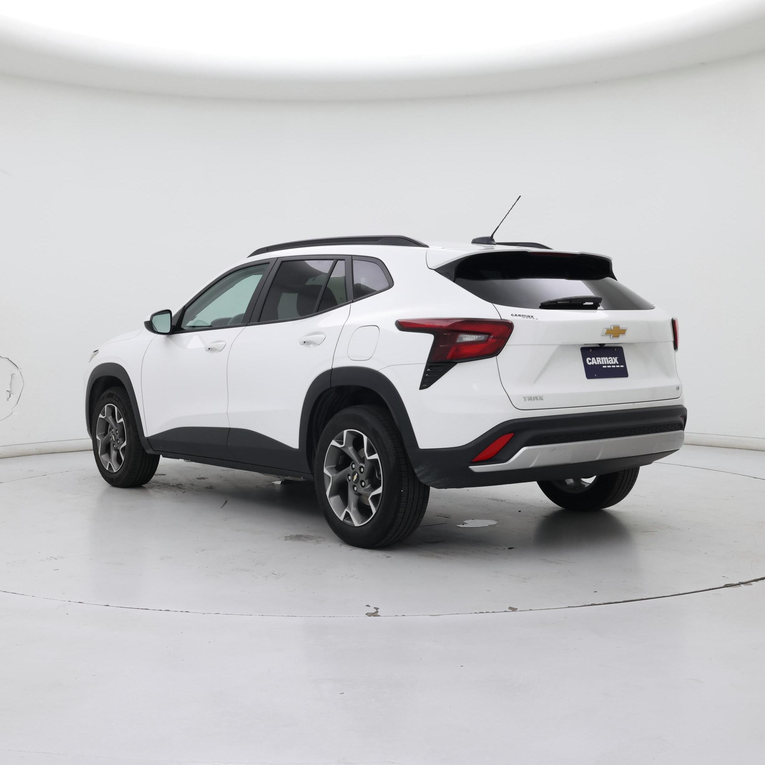 Thumbnail: 2025 Chevrolet Trax - 2