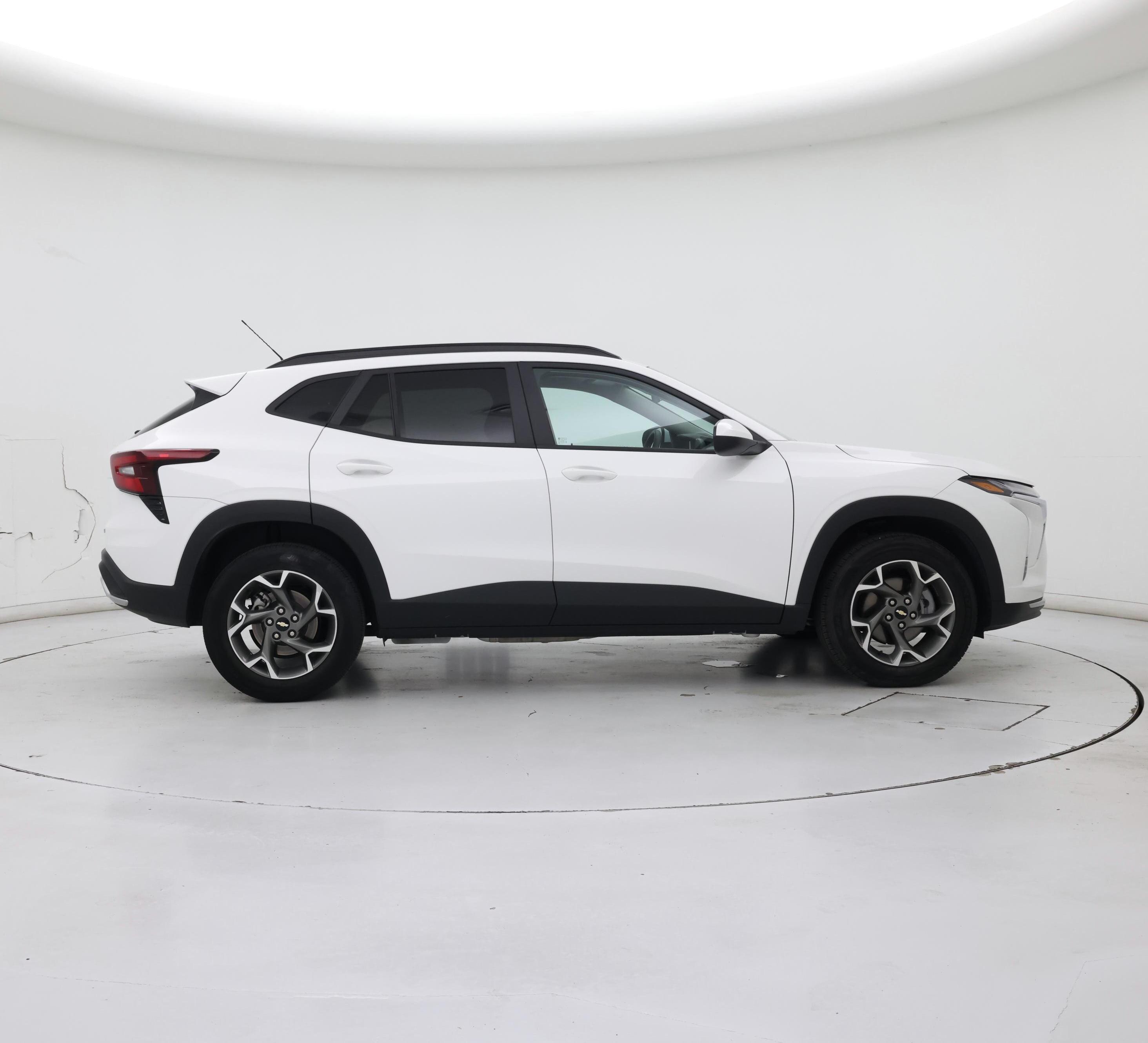 Thumbnail: 2025 Chevrolet Trax - 7