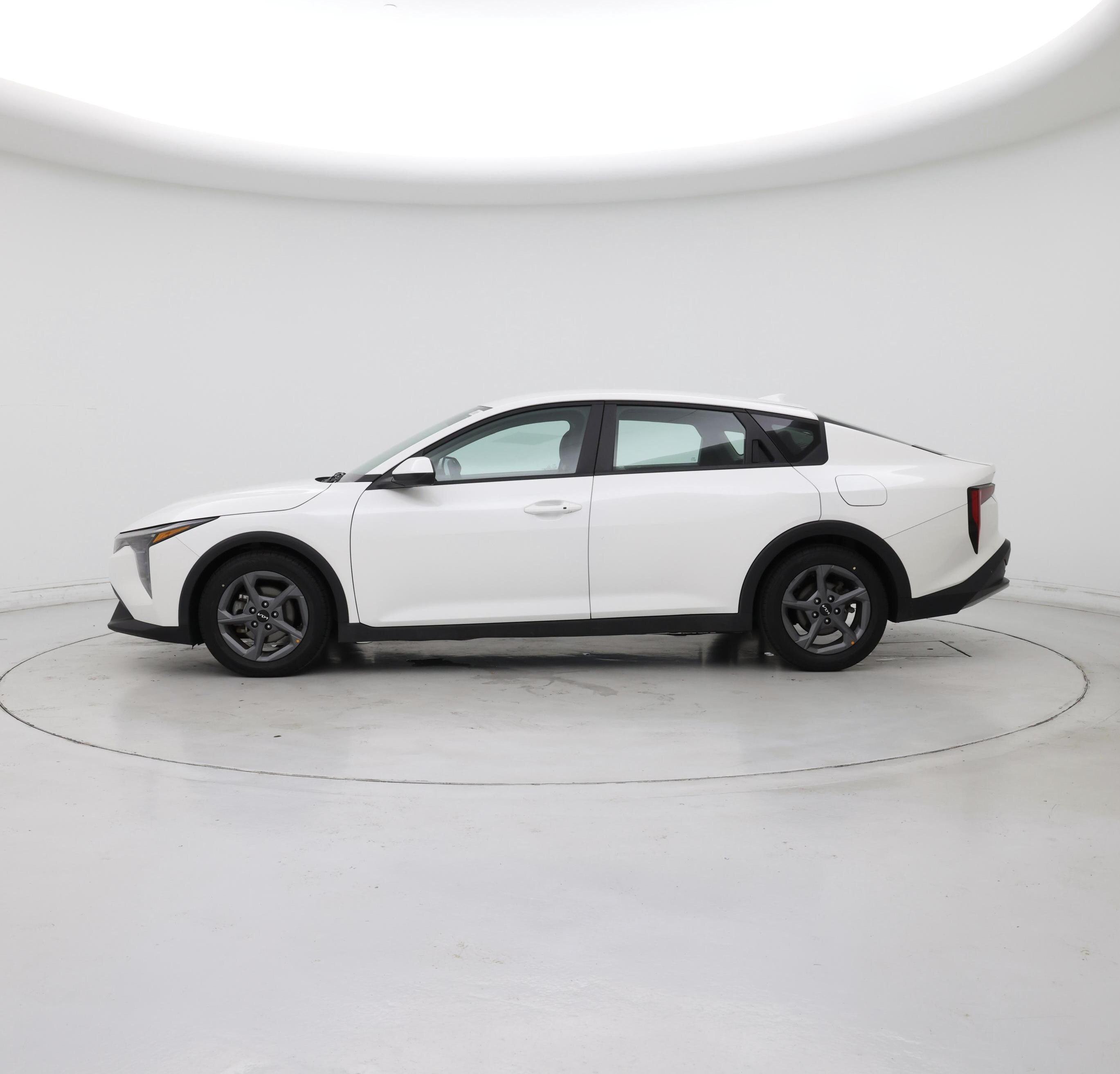 Thumbnail: 2025 Kia K4 - 3