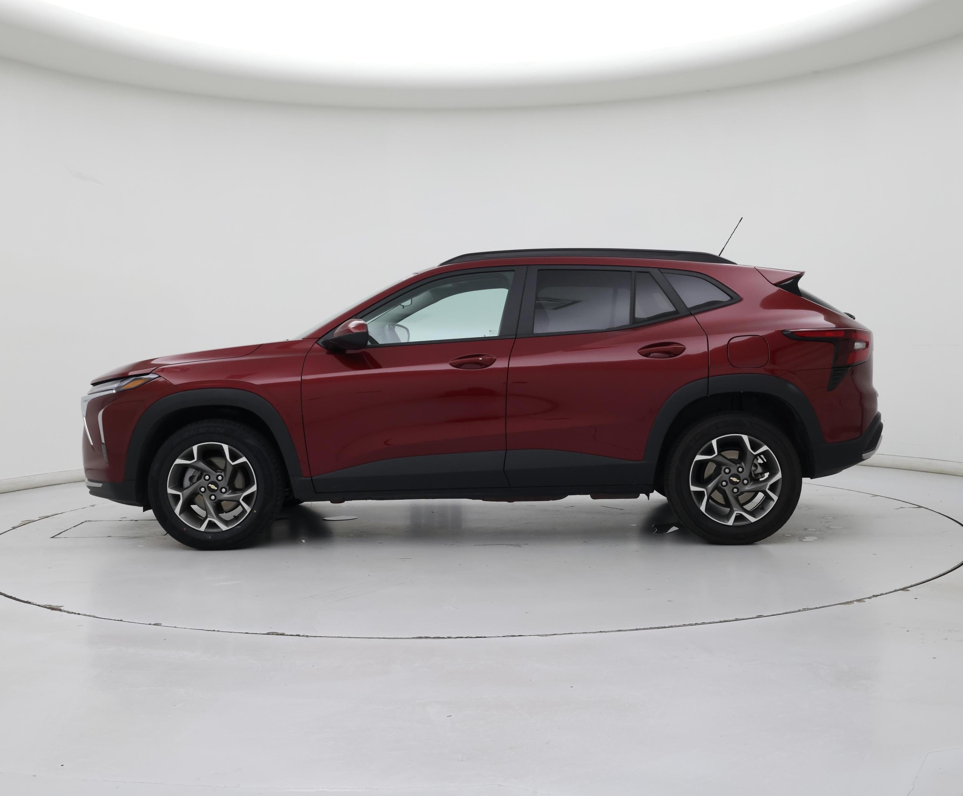 Thumbnail: 2025 Chevrolet Trax - 3