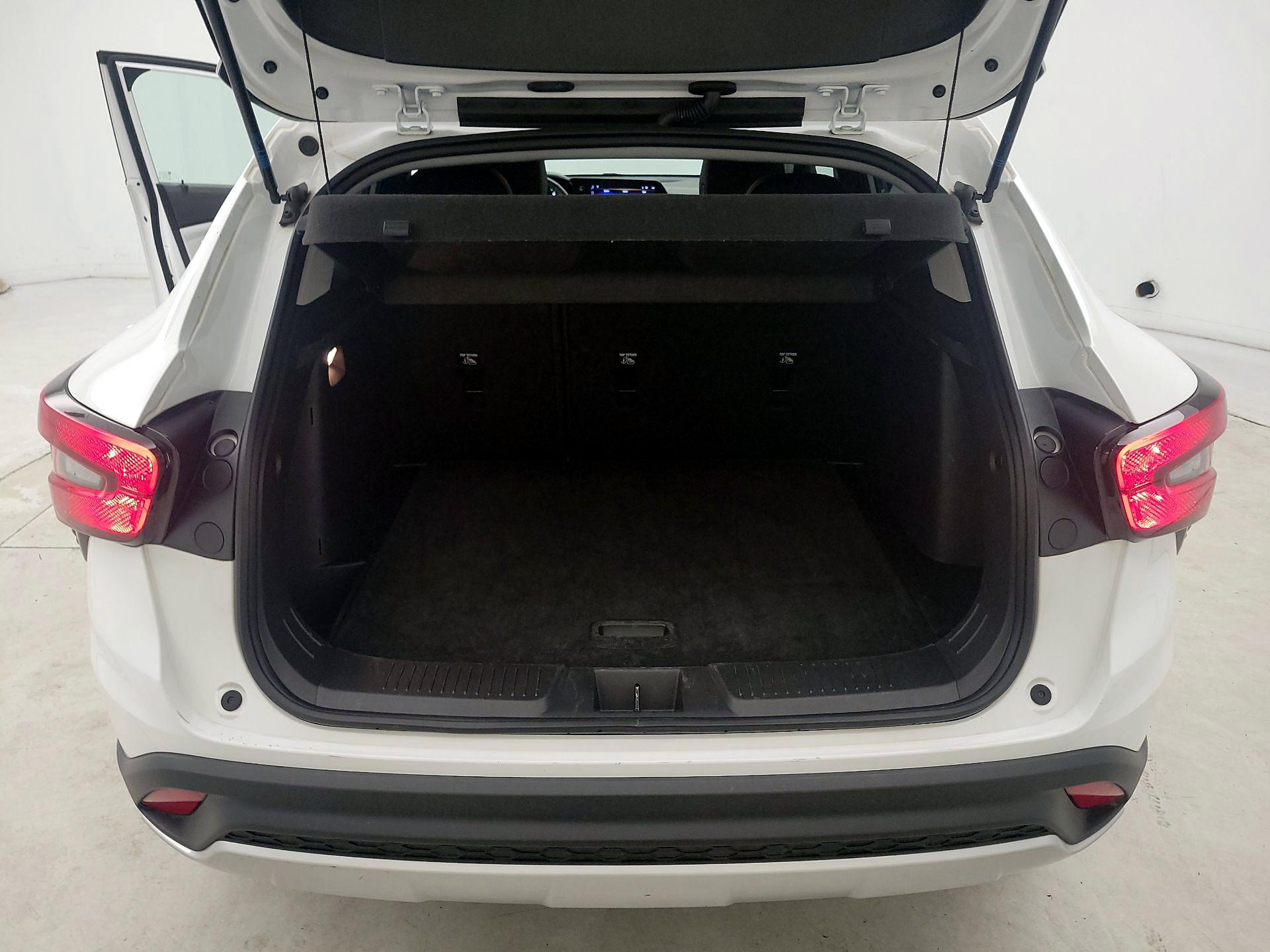 Thumbnail: 2025 Chevrolet Trax - 19