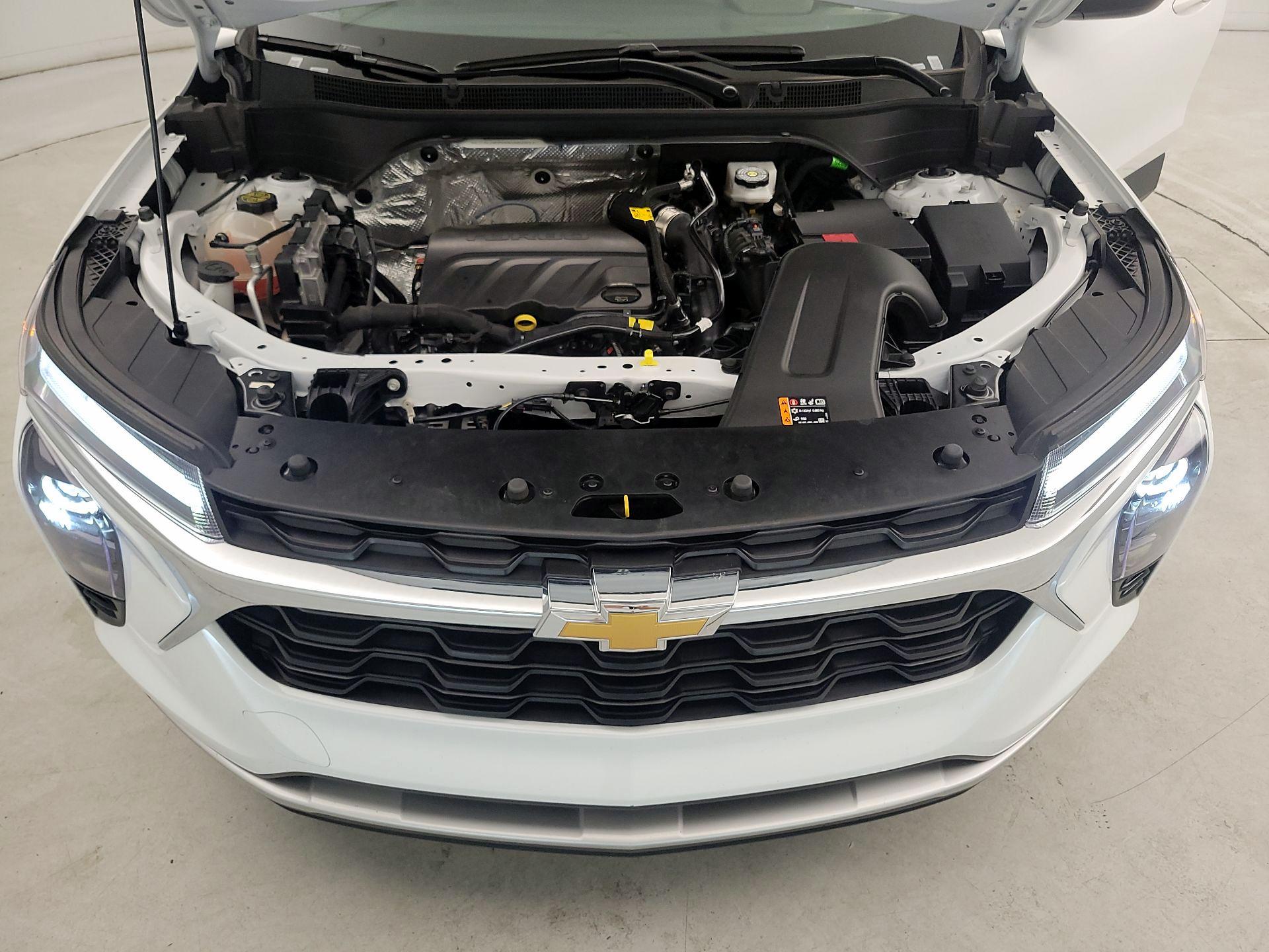Thumbnail: 2025 Chevrolet Trax - 20