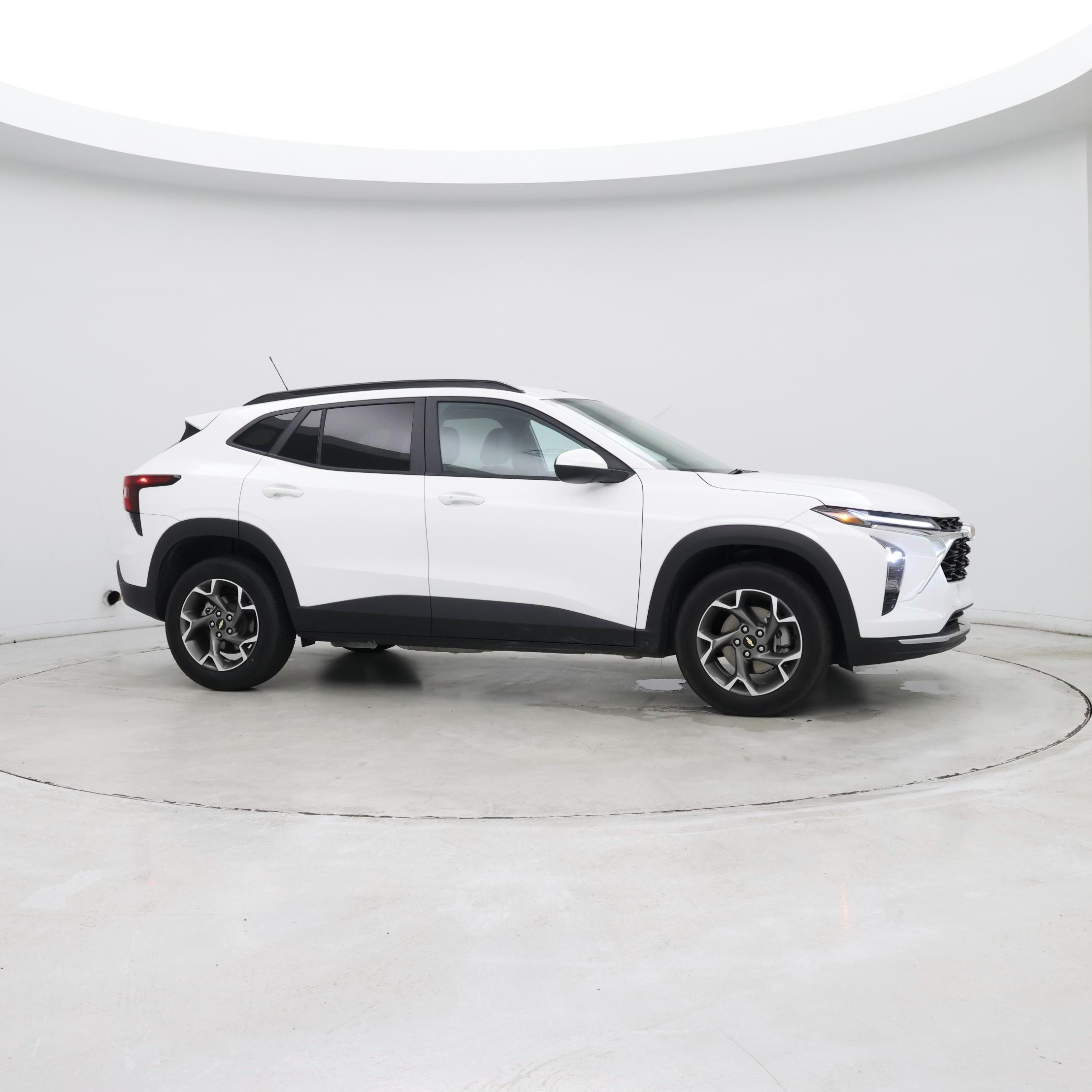 Thumbnail: 2025 Chevrolet Trax - 7