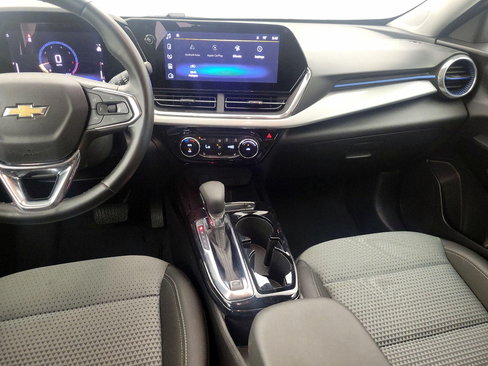 Thumbnail: 2025 Chevrolet Trax - 9