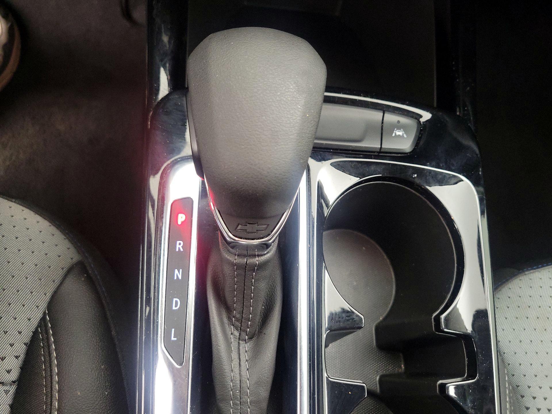 Thumbnail: 2025 Chevrolet Trax - 17