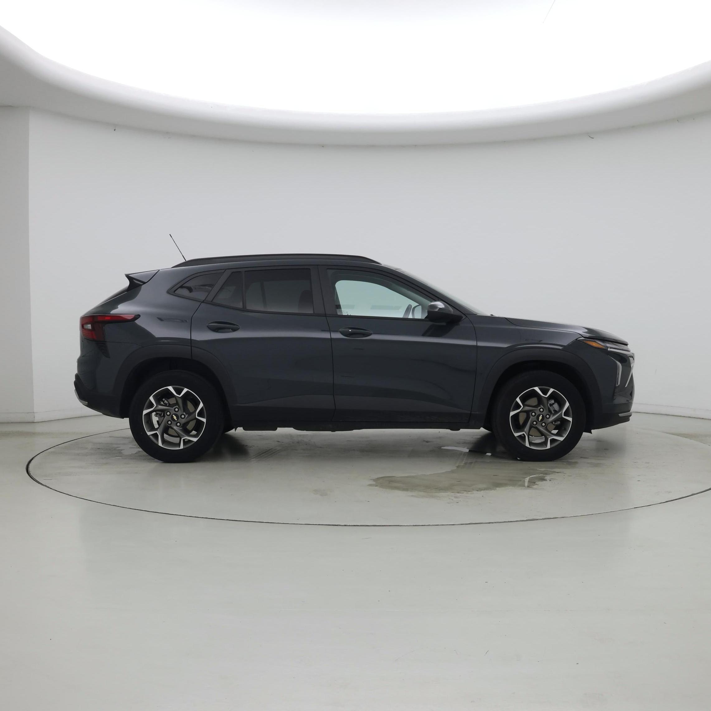 Thumbnail: 2025 Chevrolet Trax - 7