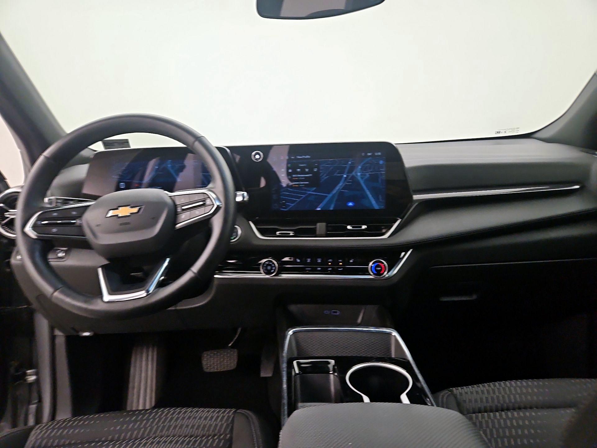 Thumbnail: 2025 Chevrolet Equinox - 9