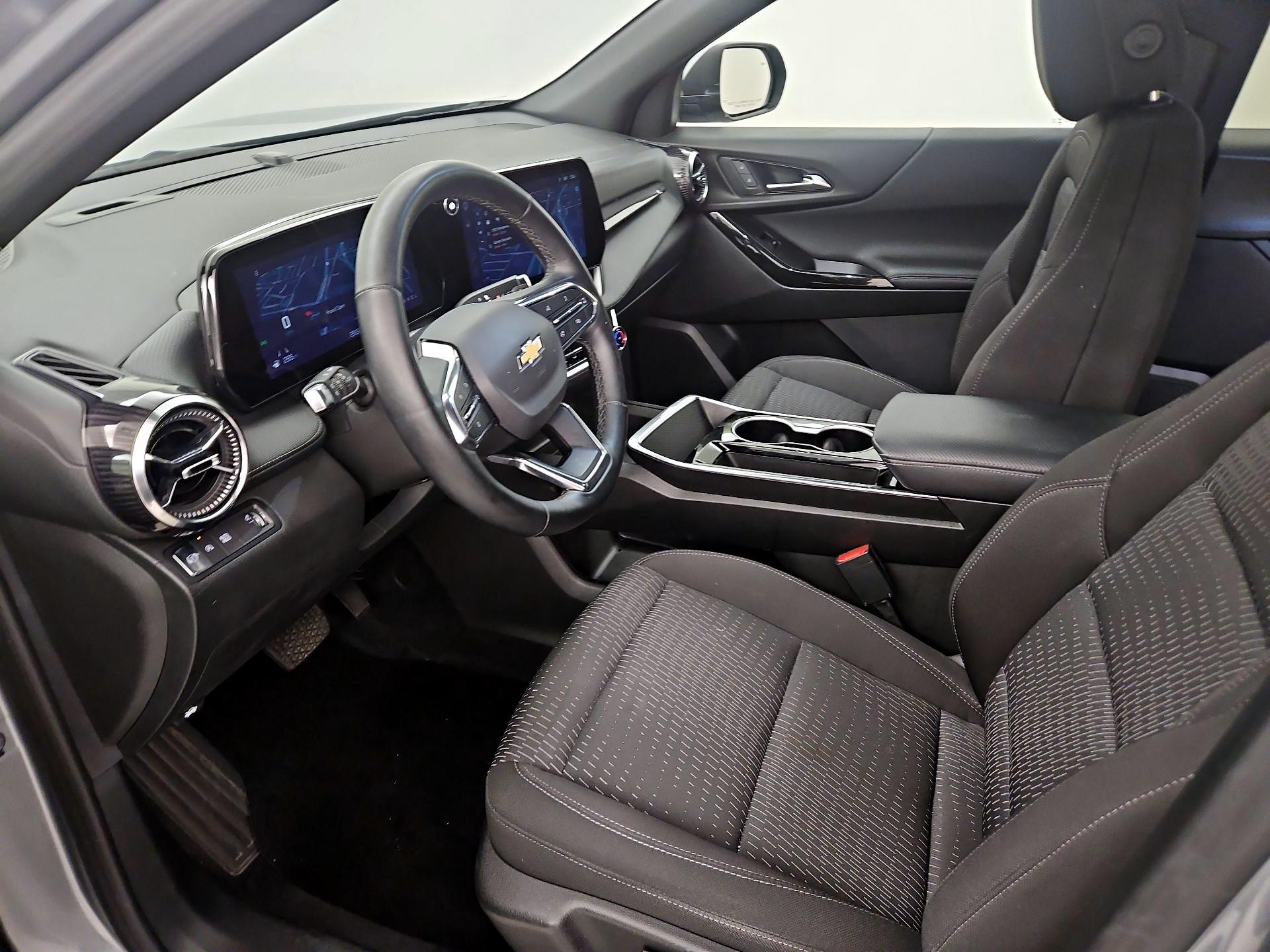 Thumbnail: 2025 Chevrolet Equinox - 11