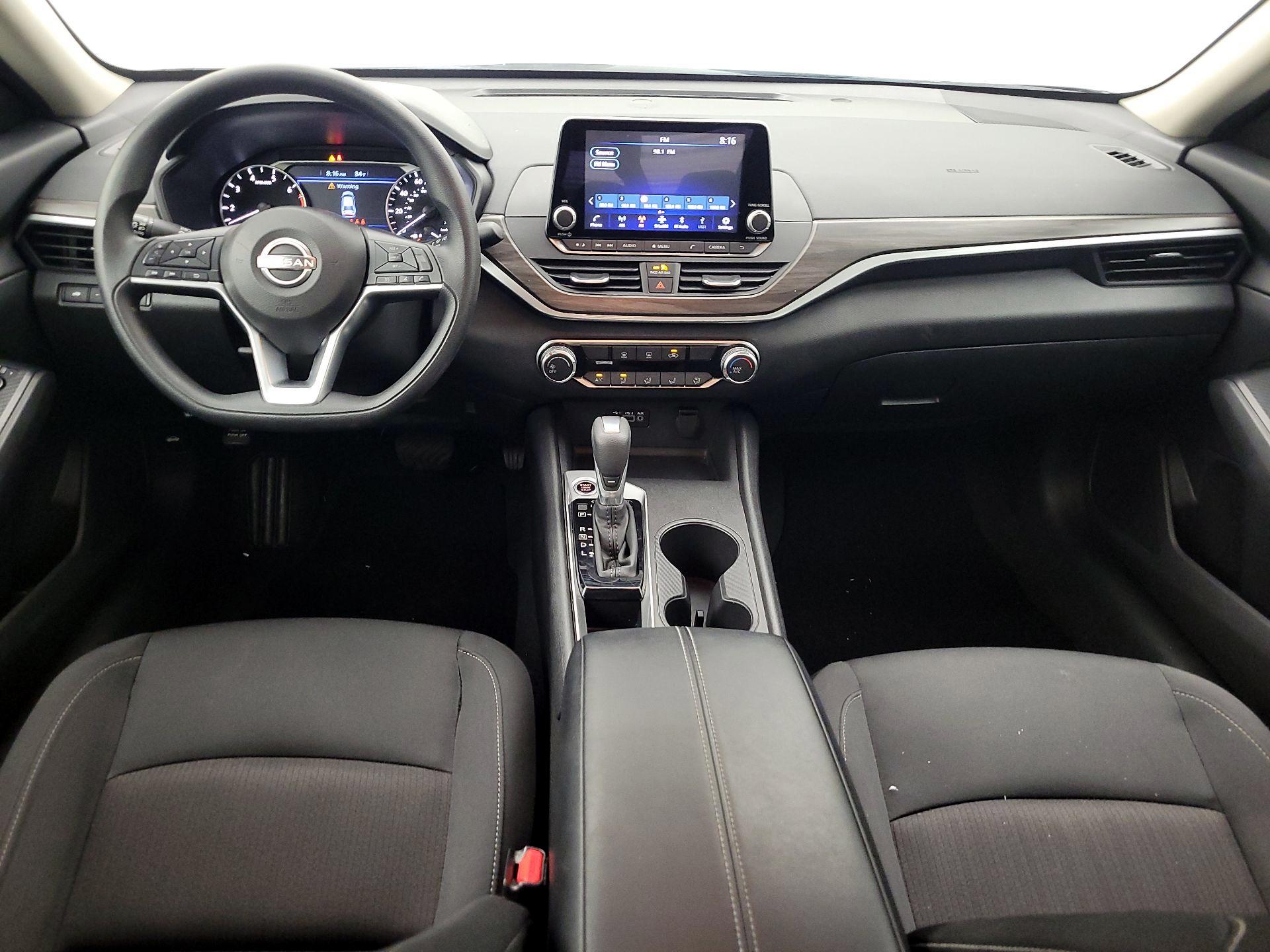 Thumbnail: 2025 Nissan Altima - 9