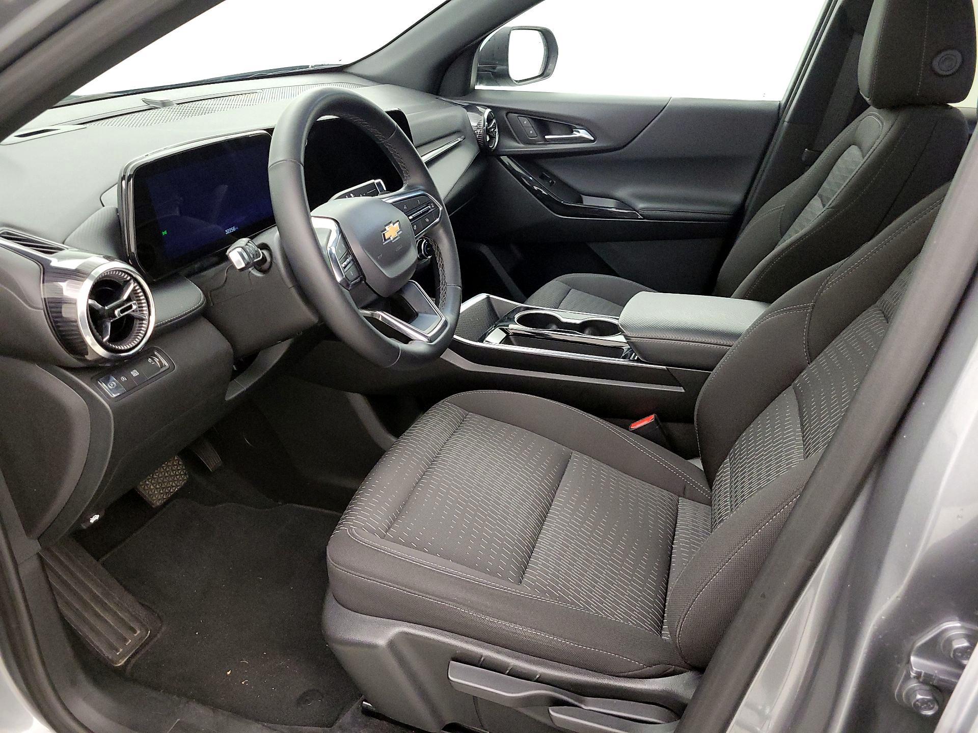 Thumbnail: 2025 Chevrolet Equinox - 11
