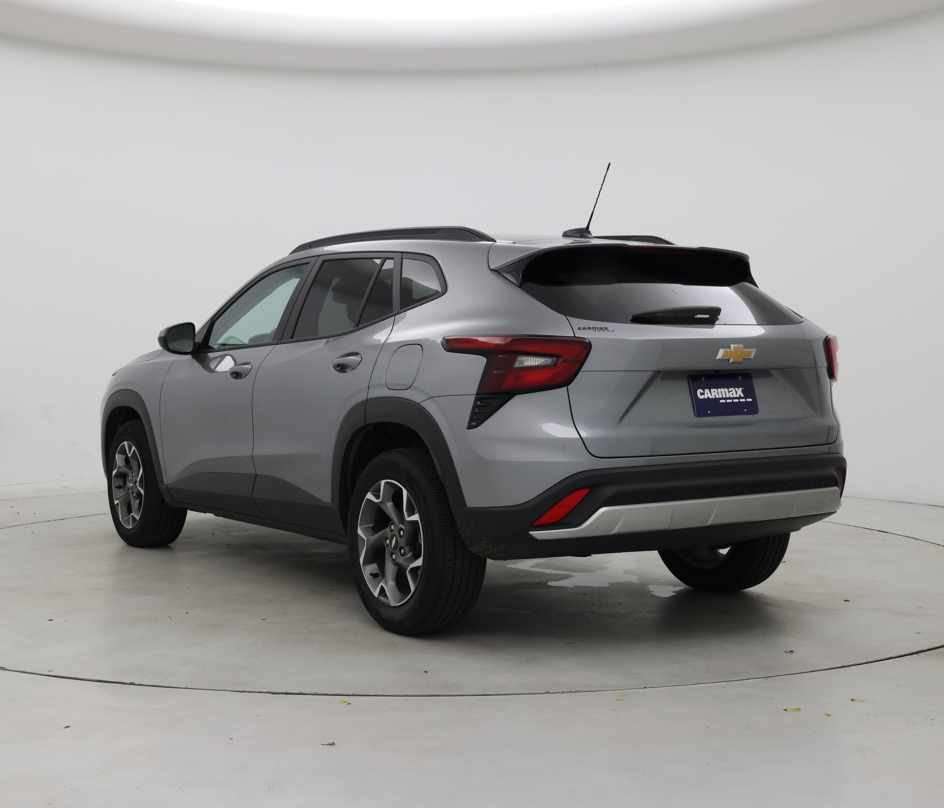 Thumbnail: 2025 Chevrolet Trax - 2