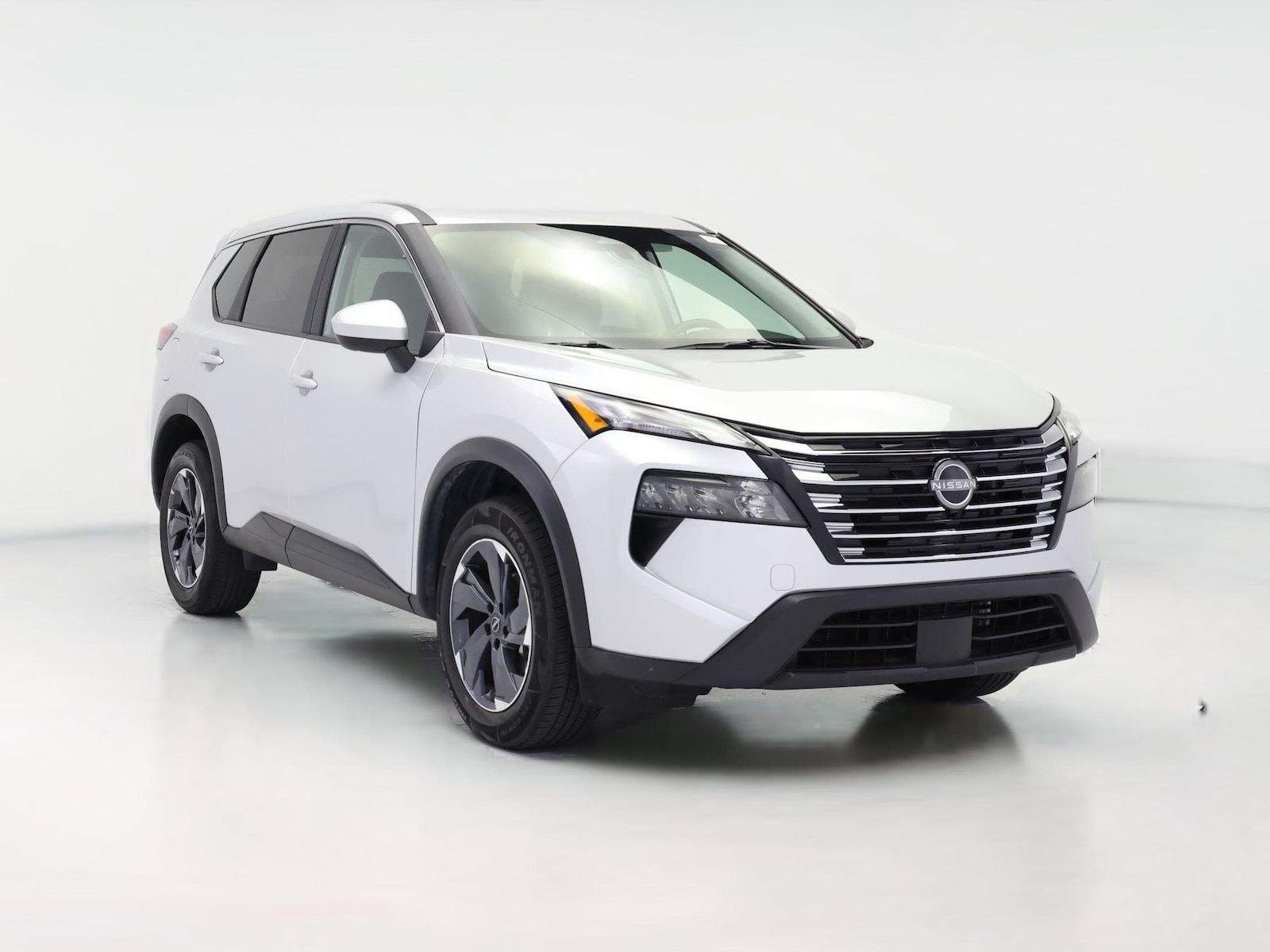 2025 Nissan Rogue SV - Photo 1