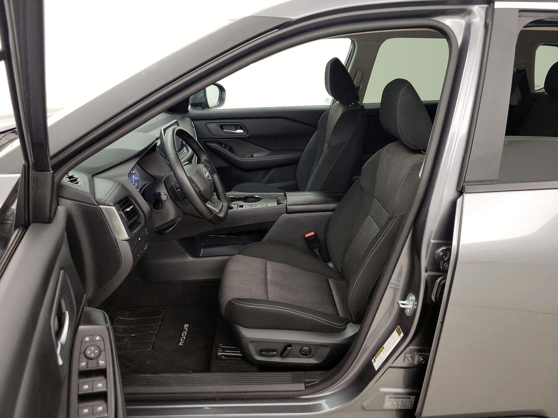 Thumbnail: 2025 Nissan Rogue - 11