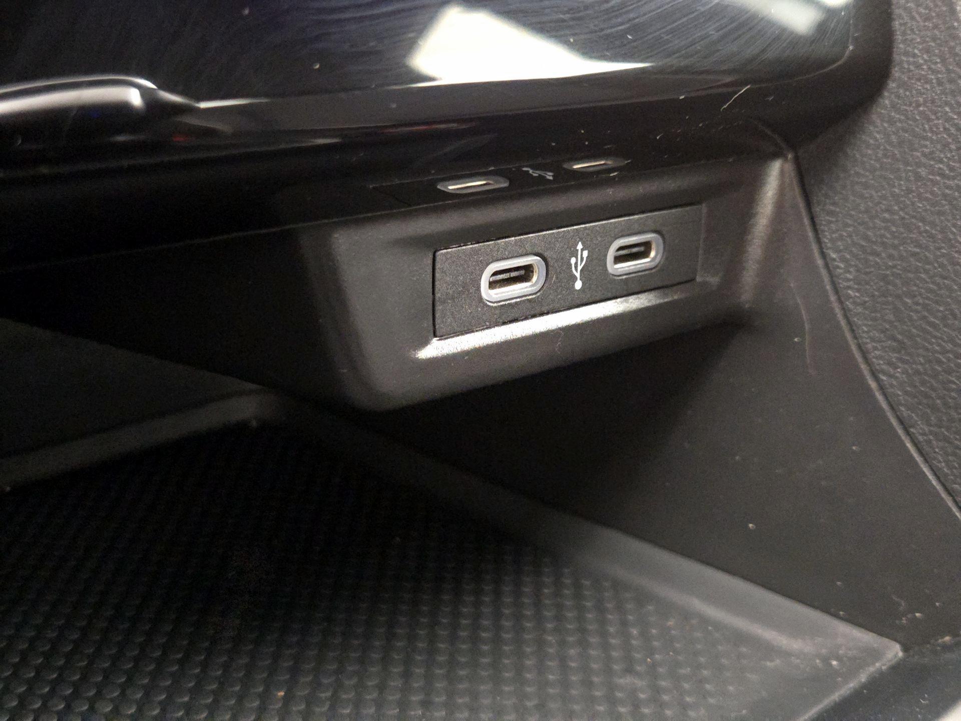 Thumbnail: 2025 Volkswagen Jetta - 18