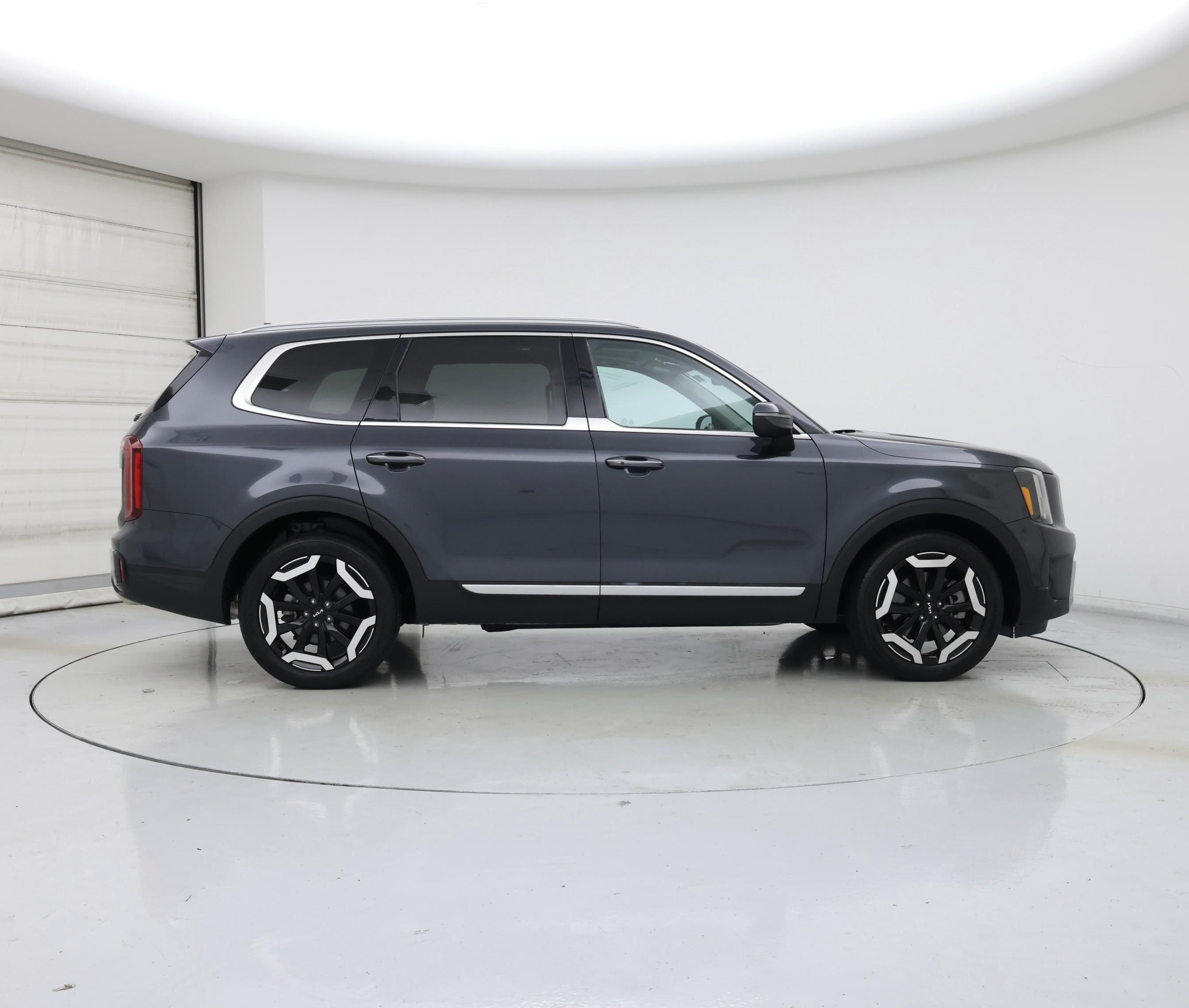 Thumbnail: 2023 Kia Telluride - 7