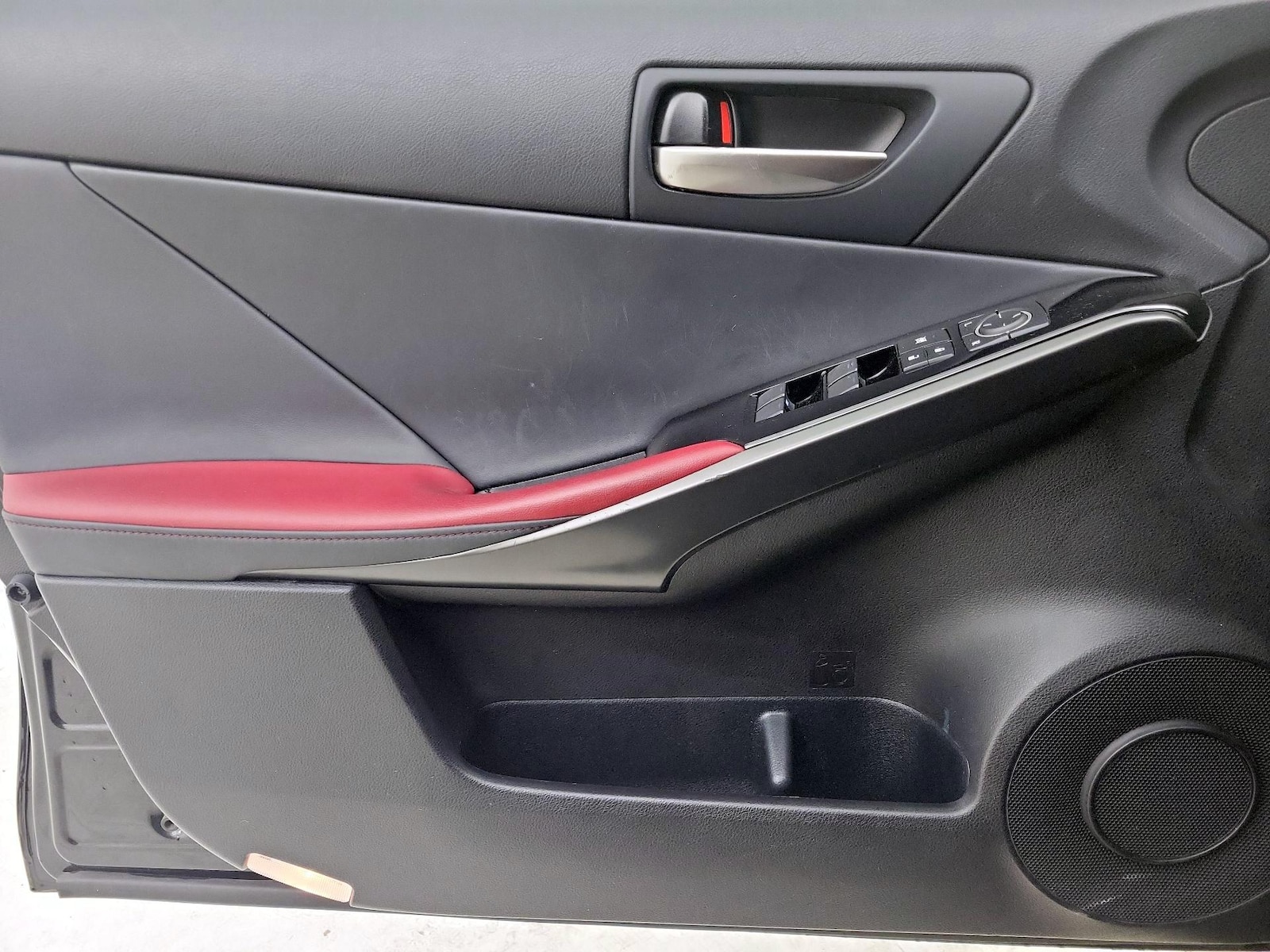 2024 Lexus IS 350 F SPORT DESIGN - Photo 13