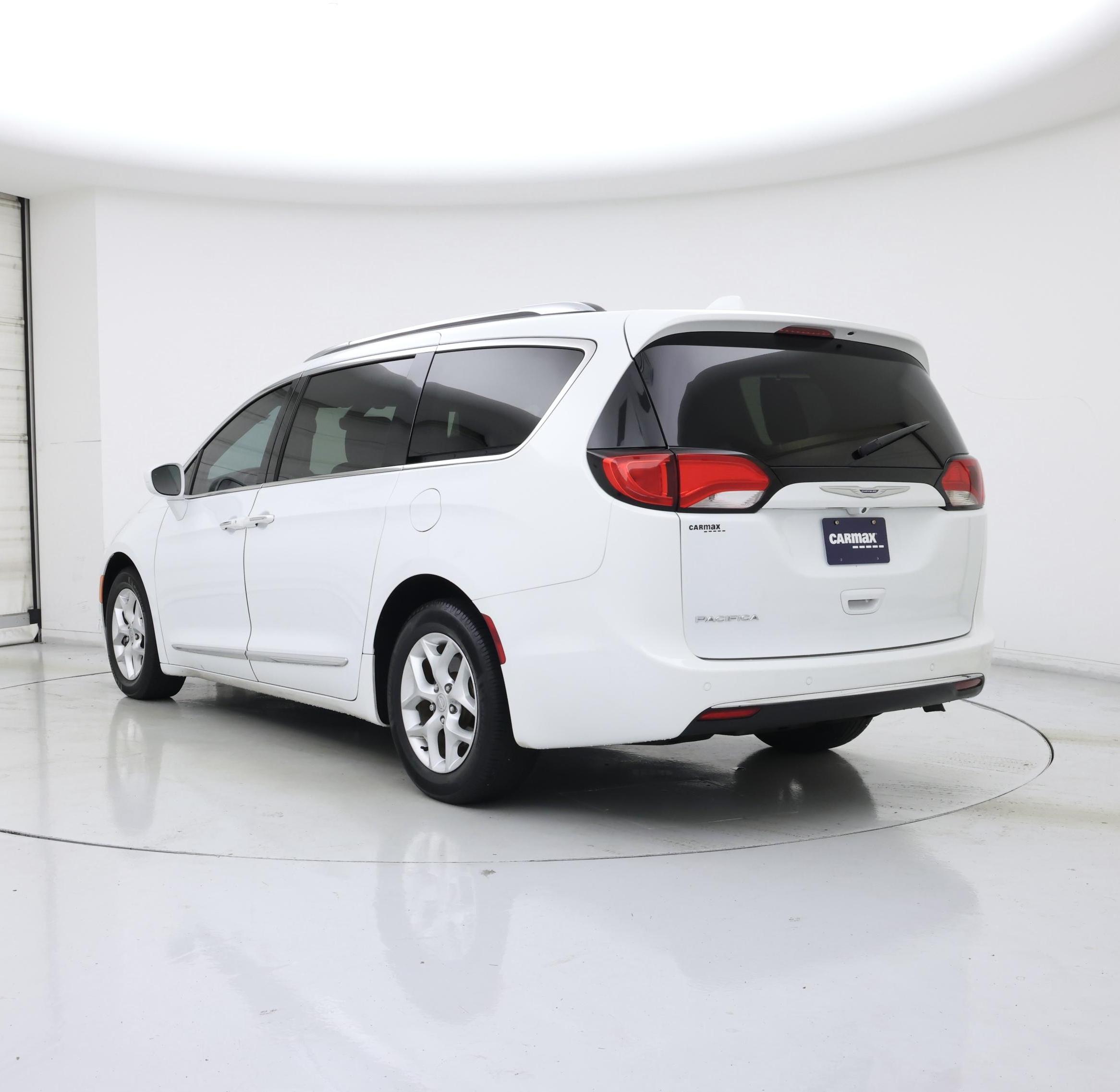 Thumbnail: 2020 Chrysler Pacifica - 2