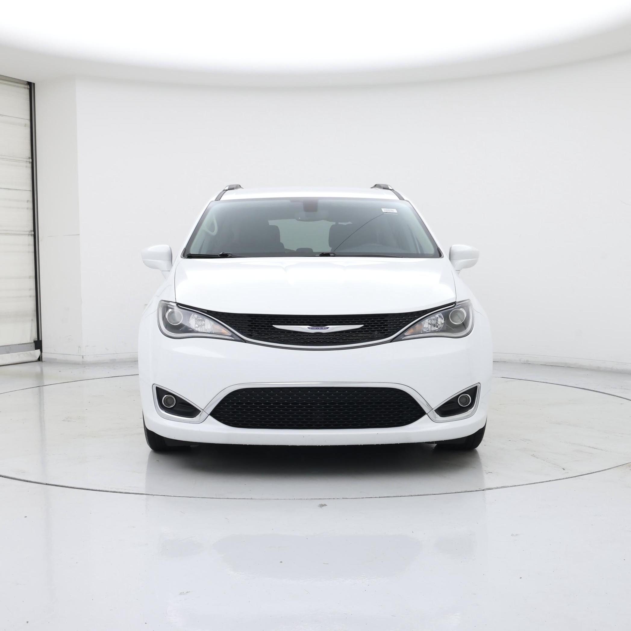 Thumbnail: 2020 Chrysler Pacifica - 5