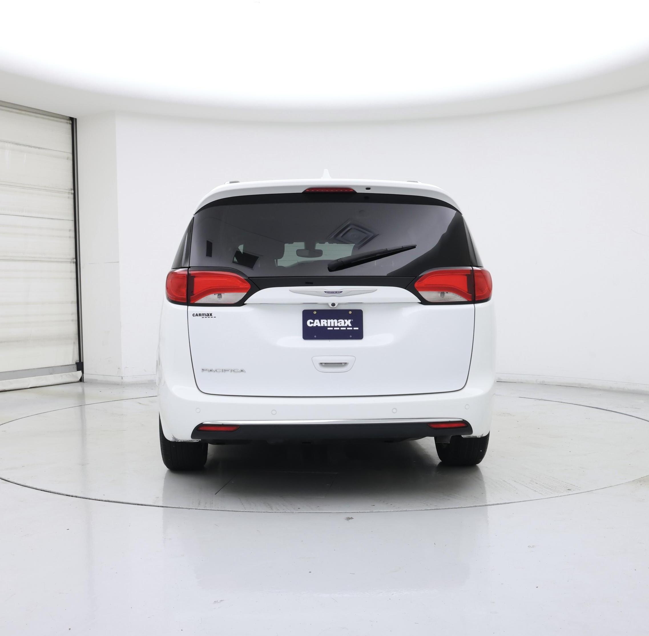 Thumbnail: 2020 Chrysler Pacifica - 6