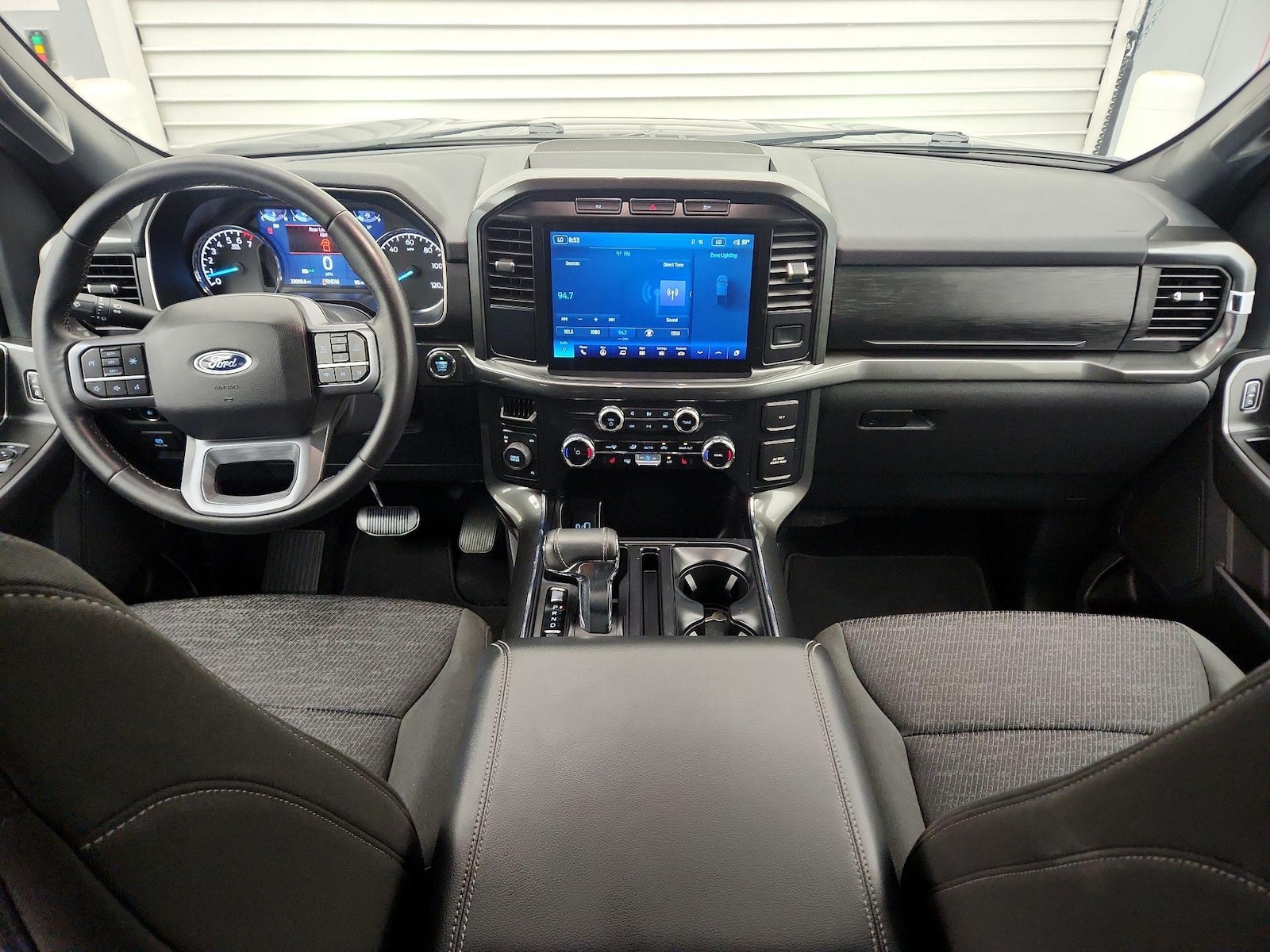 2023 Ford F-150 XLT - Photo 10