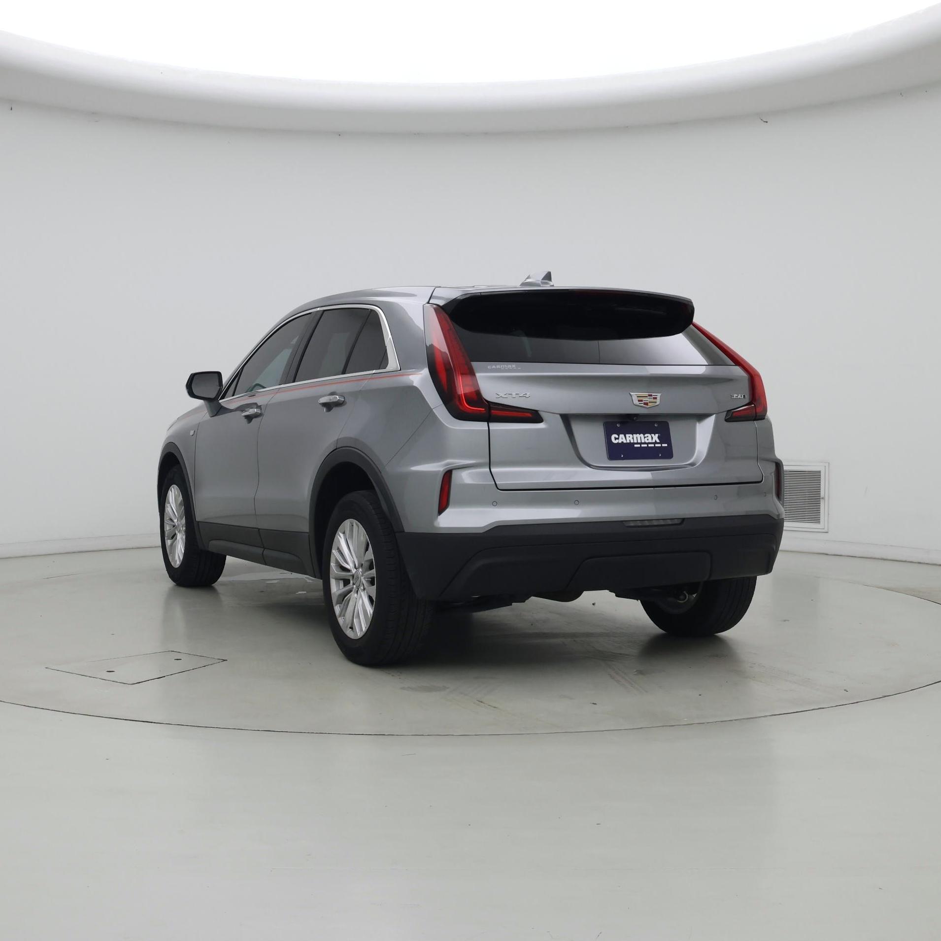 Thumbnail: 2024 Cadillac XT4 - 2