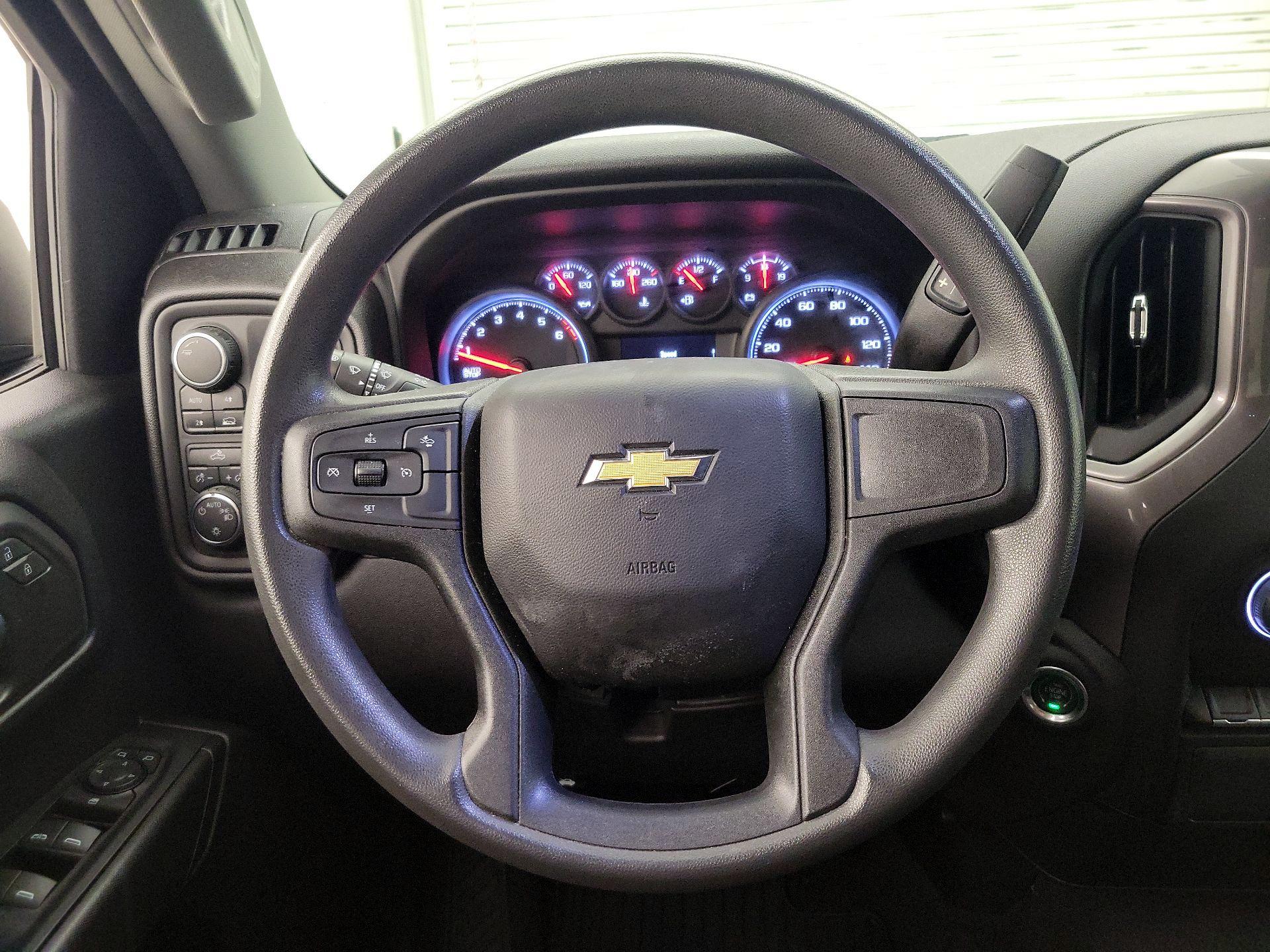 Thumbnail: 2023 Chevrolet Silverado 1500 - 10