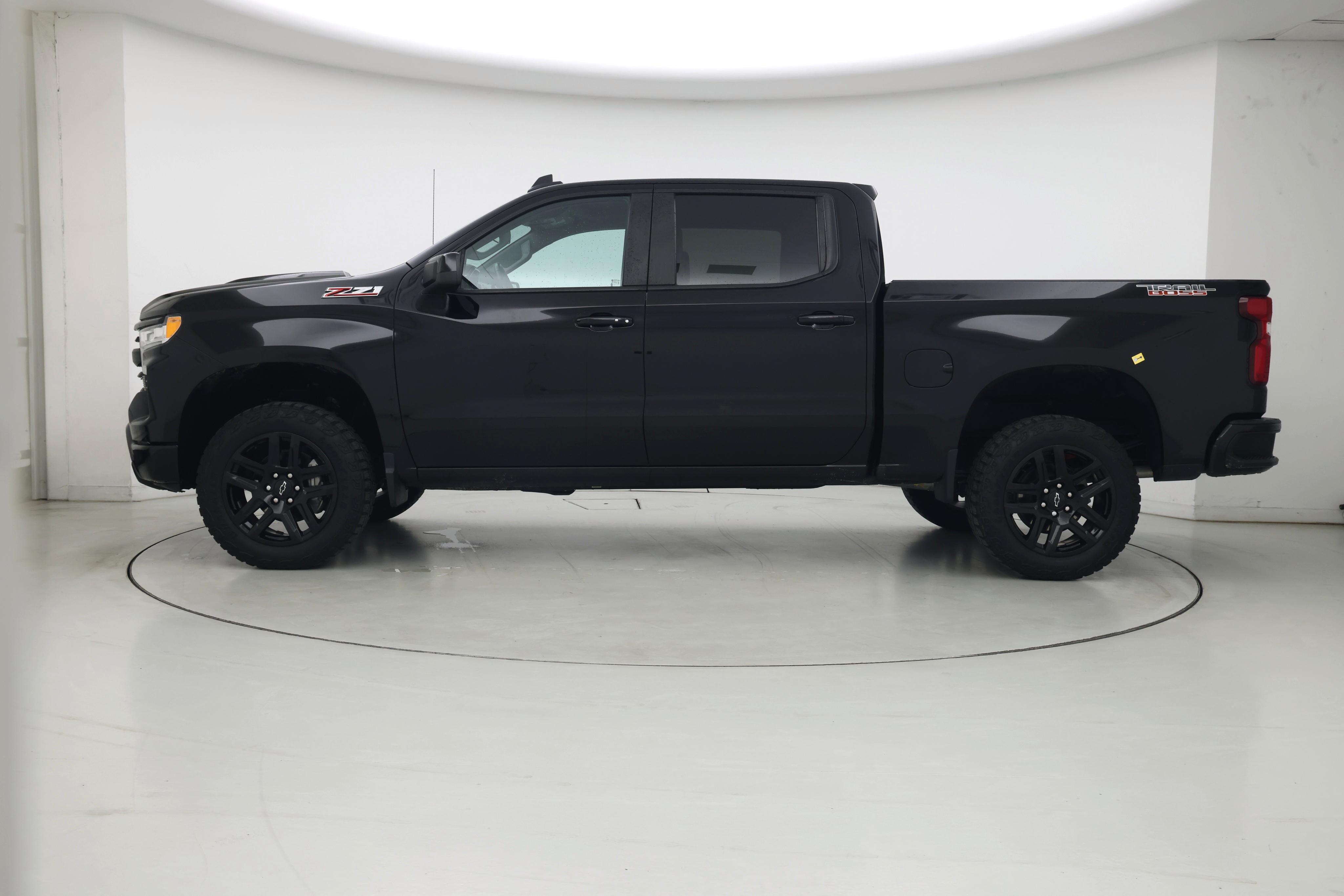 Thumbnail: 2023 Chevrolet Silverado 1500 - 3