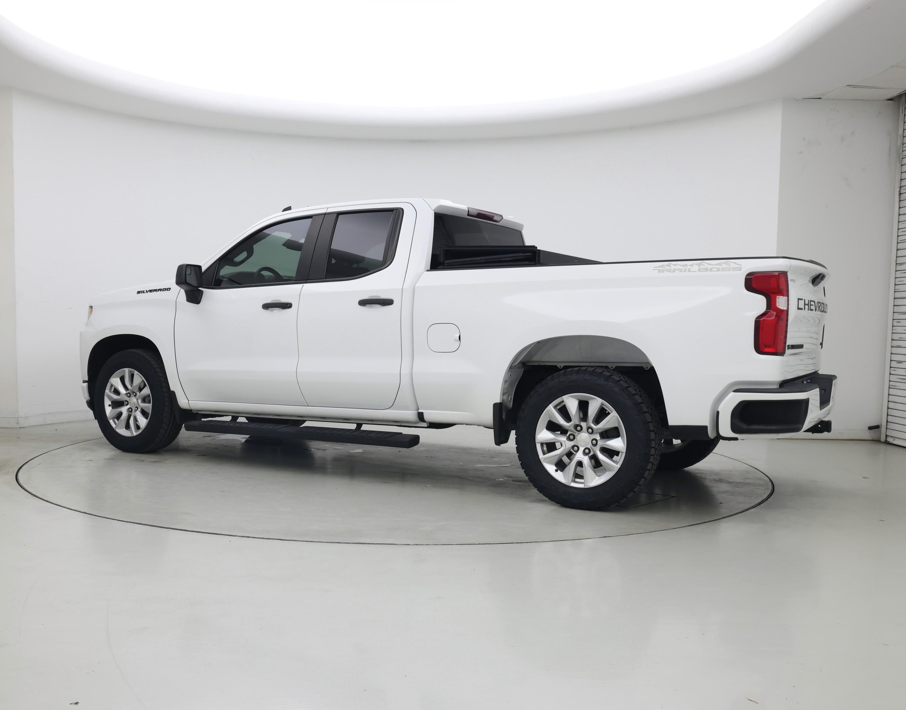 Thumbnail: 2022 Chevrolet Silverado 1500 - 3