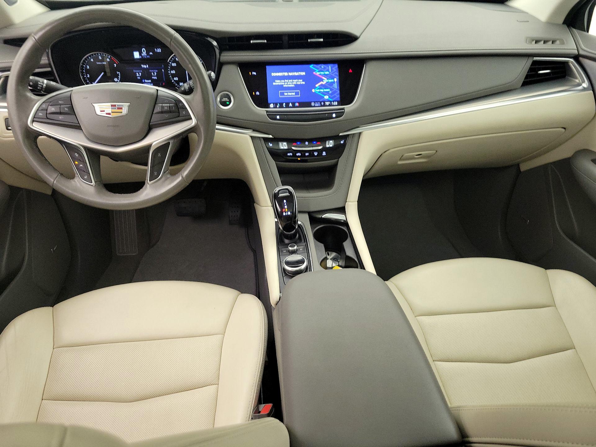 Thumbnail: 2024 Cadillac XT5 - 9