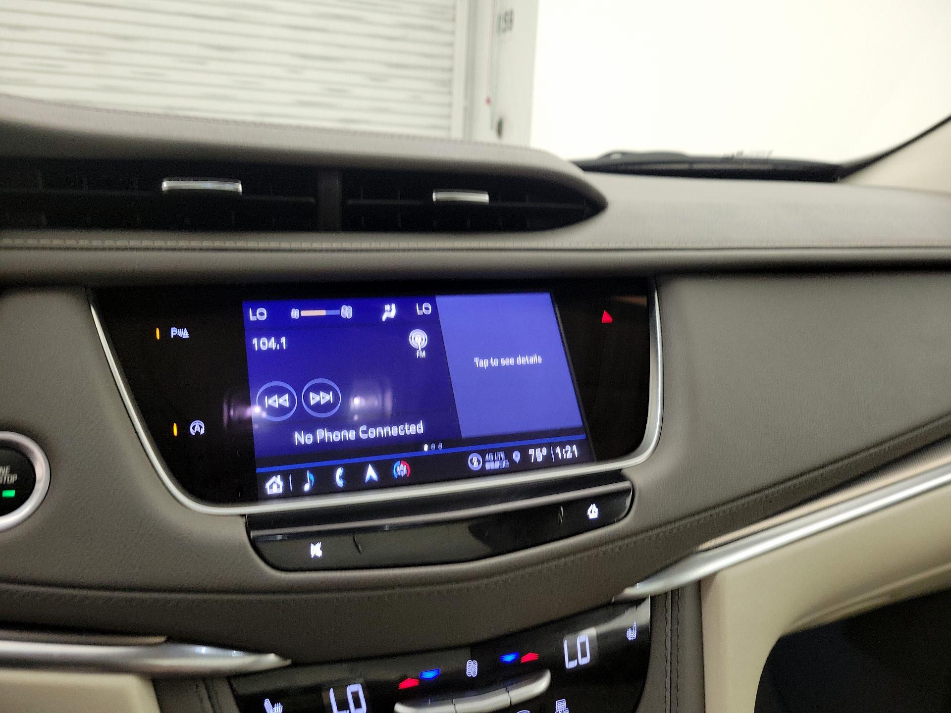 Thumbnail: 2024 Cadillac XT5 - 15