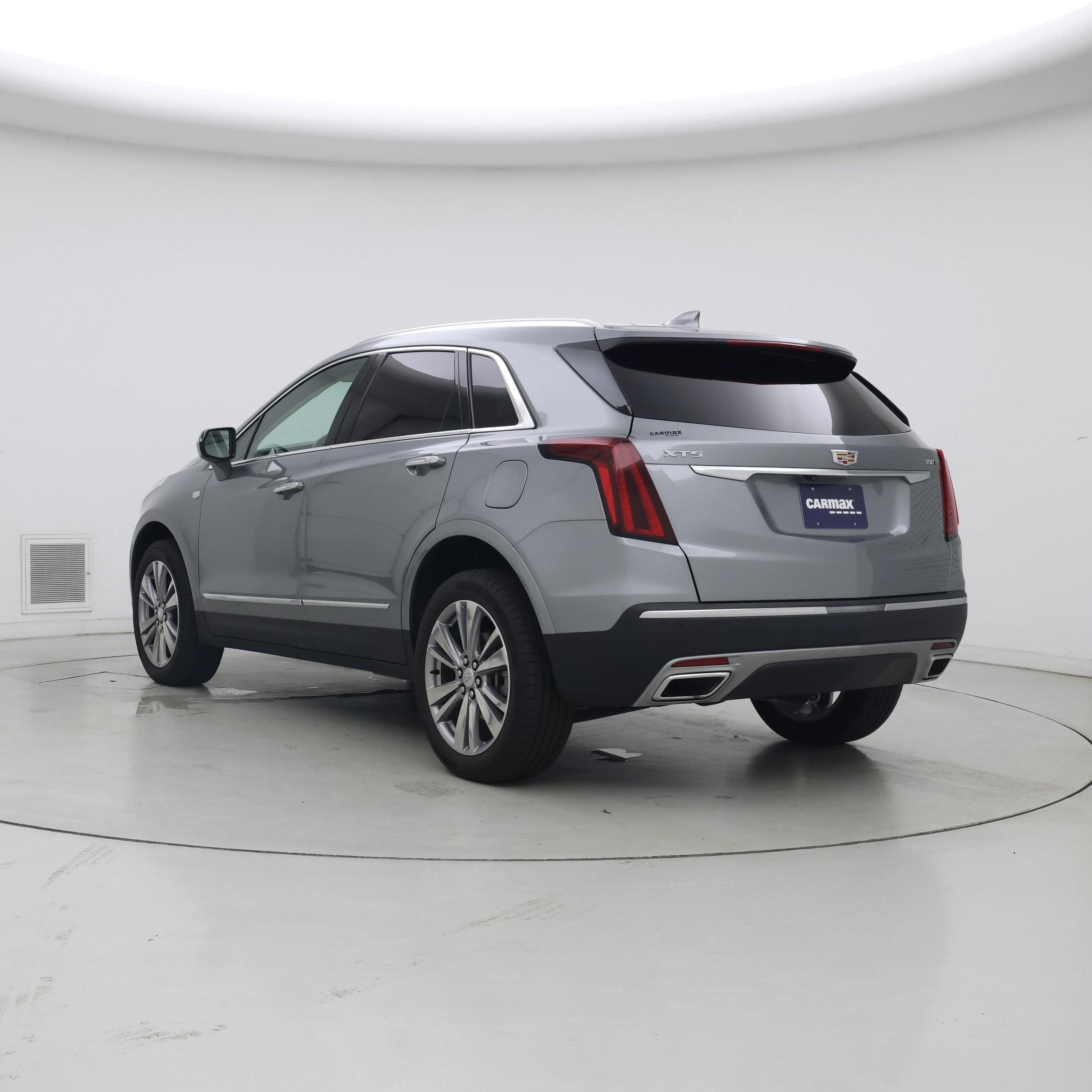 Thumbnail: 2024 Cadillac XT5 - 2