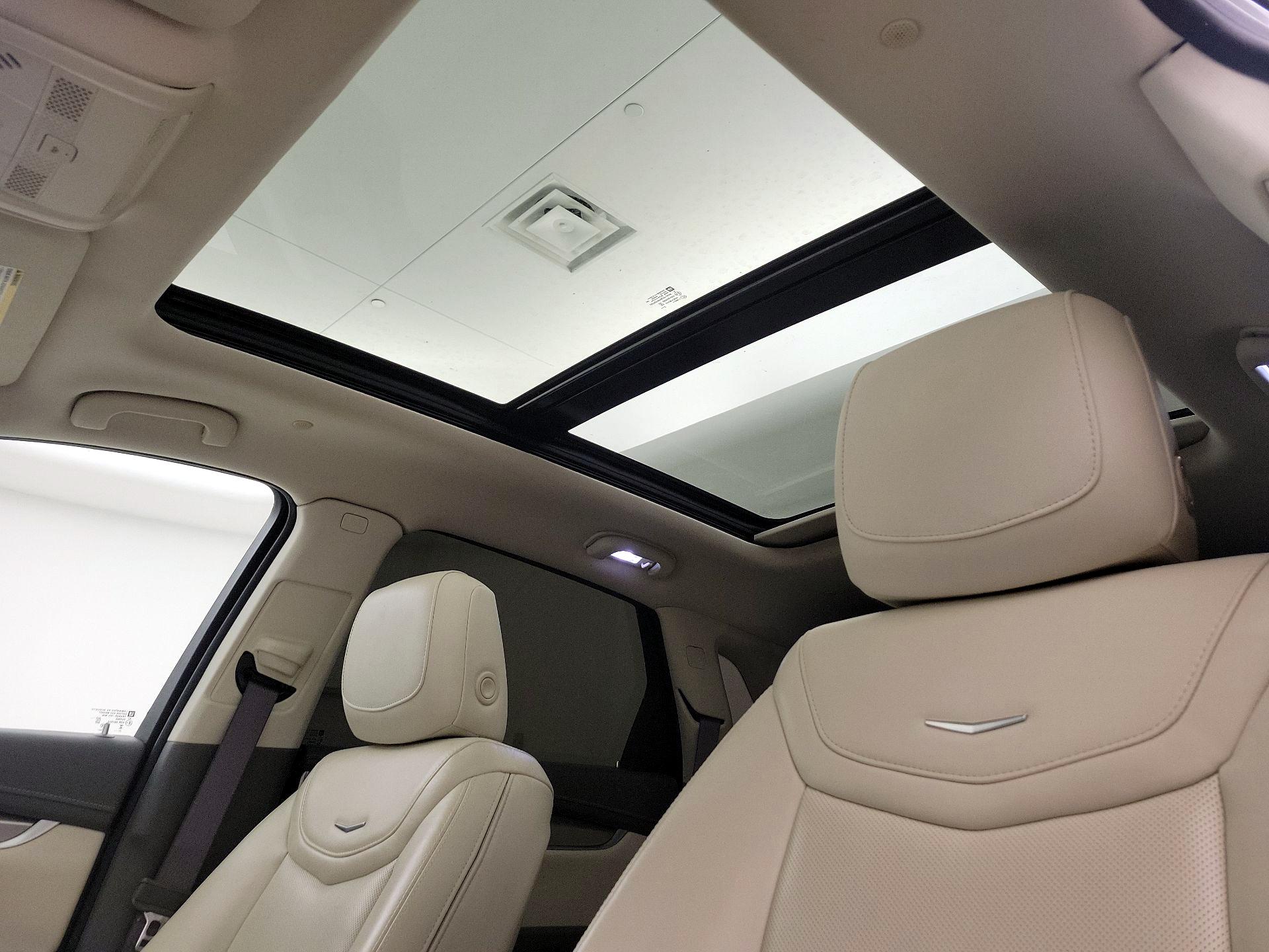 Thumbnail: 2024 Cadillac XT5 - 19