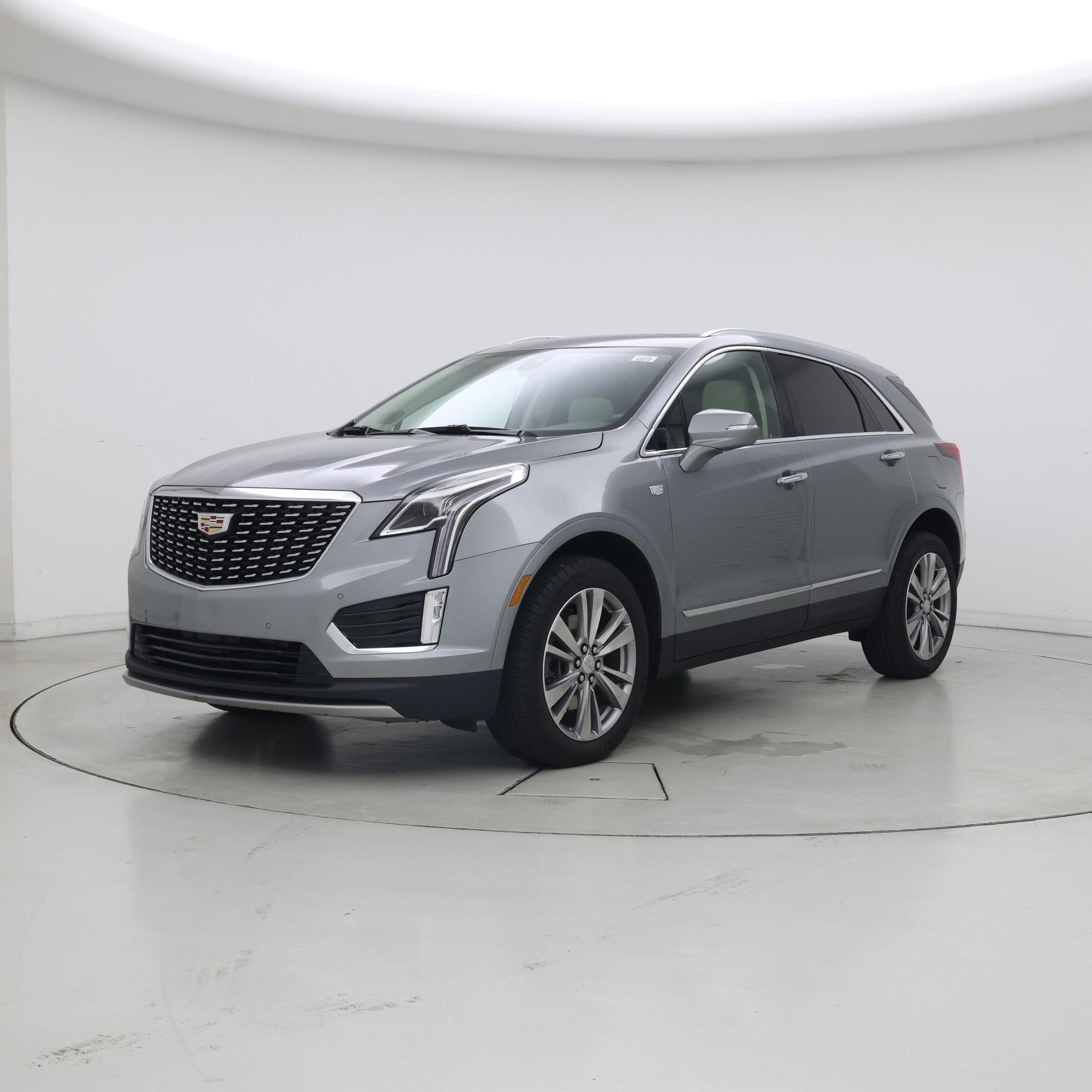 Thumbnail: 2024 Cadillac XT5 - 4