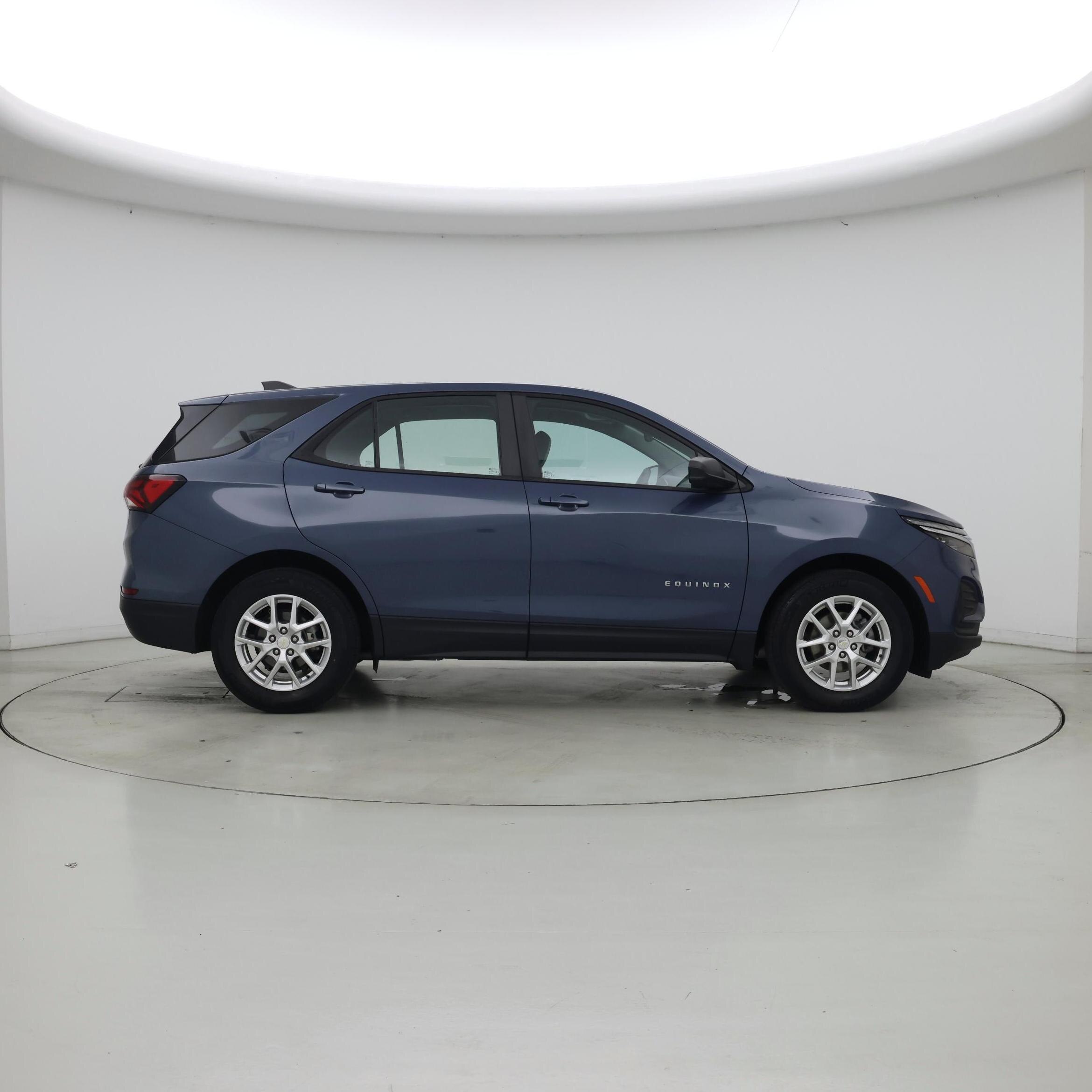 Thumbnail: 2024 Chevrolet Equinox - 7