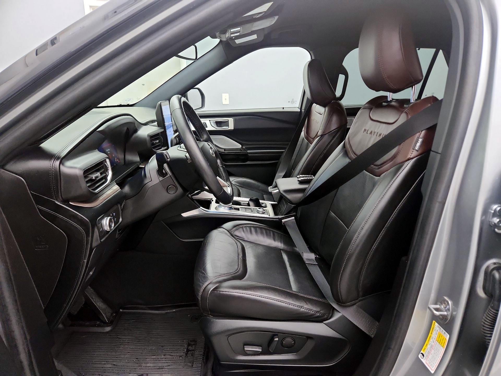 Thumbnail: 2022 Ford Explorer - 11