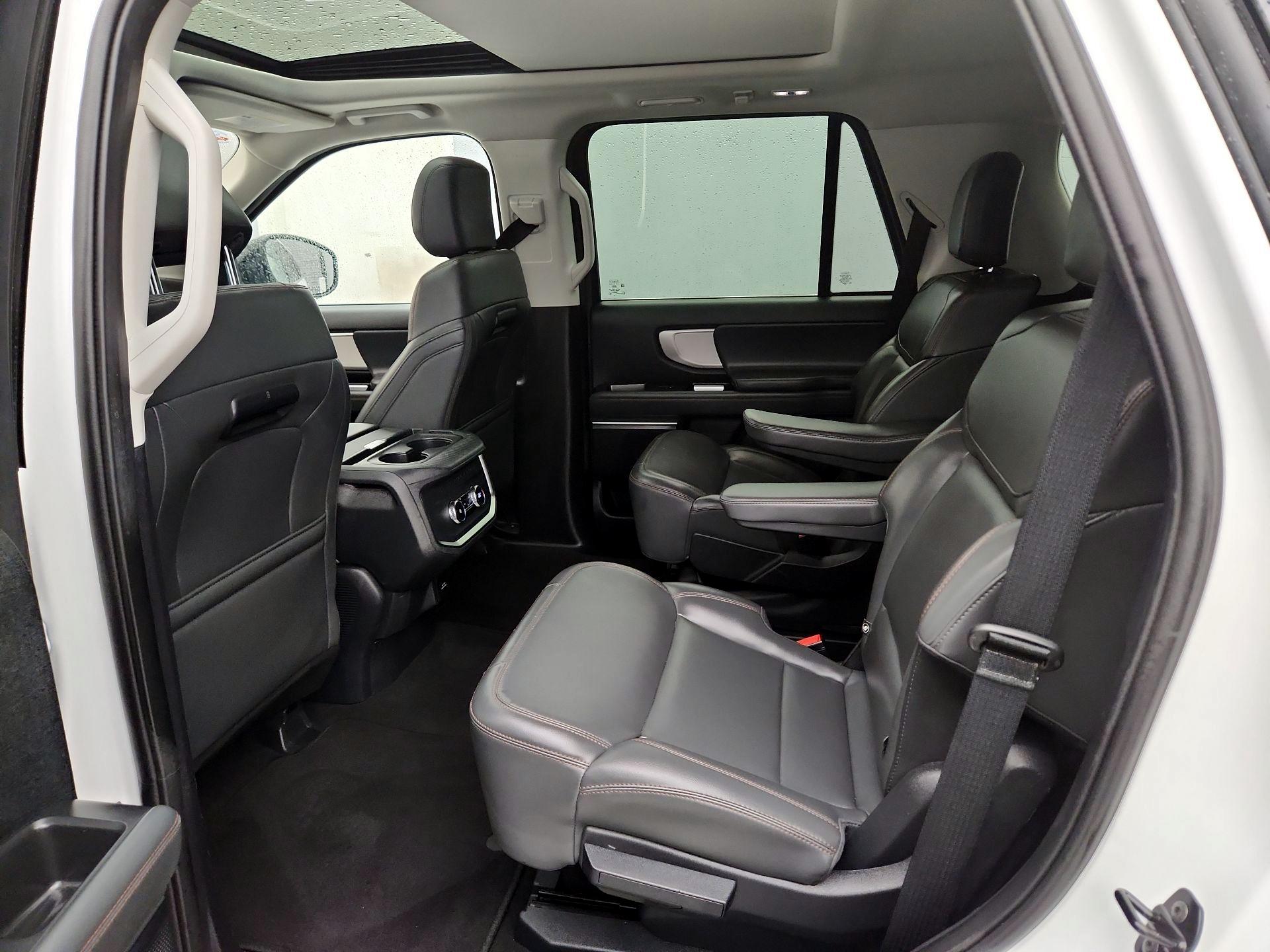 Thumbnail: 2025 Ford Expedition - 20