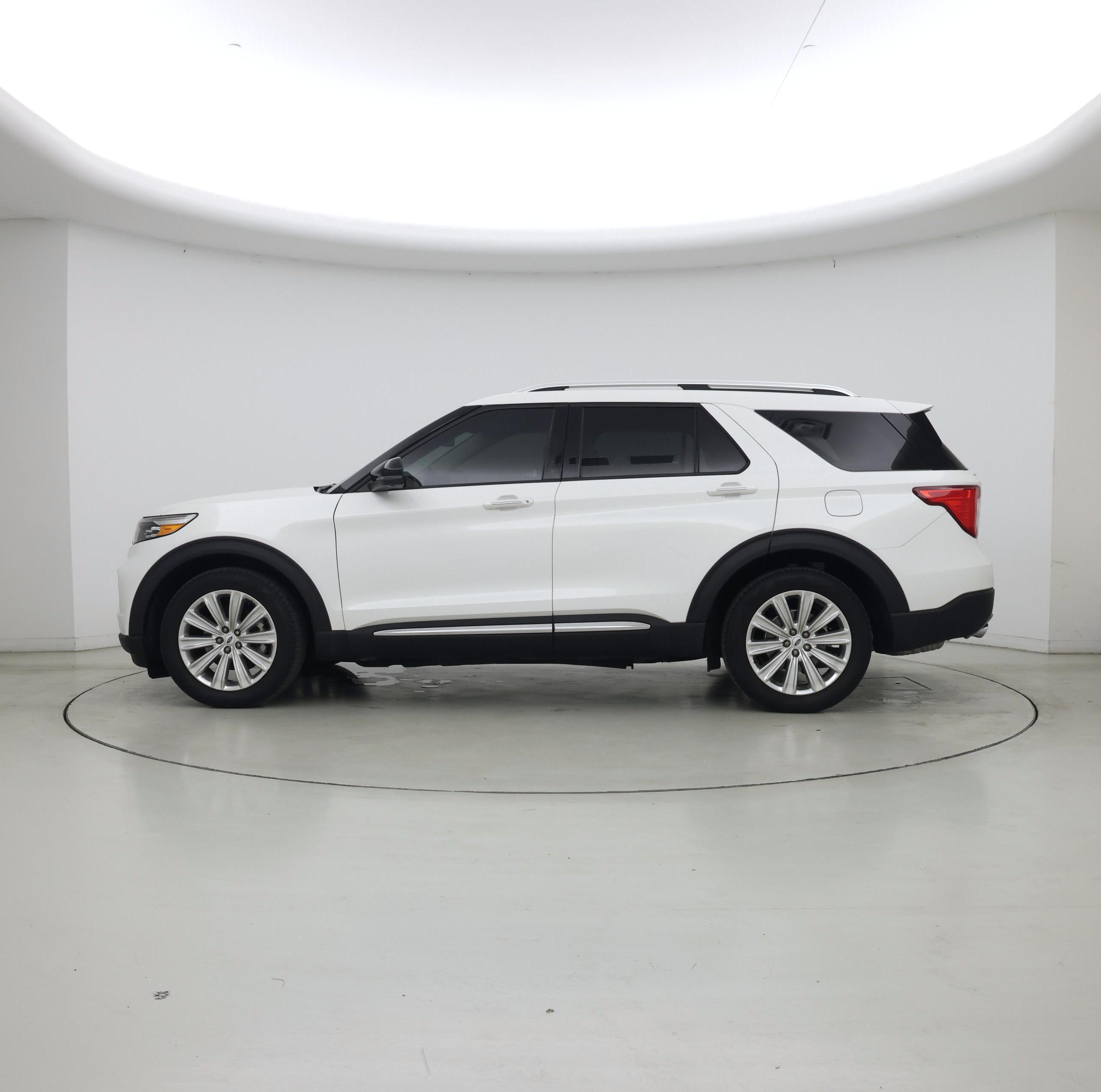 Thumbnail: 2023 Ford Explorer - 3