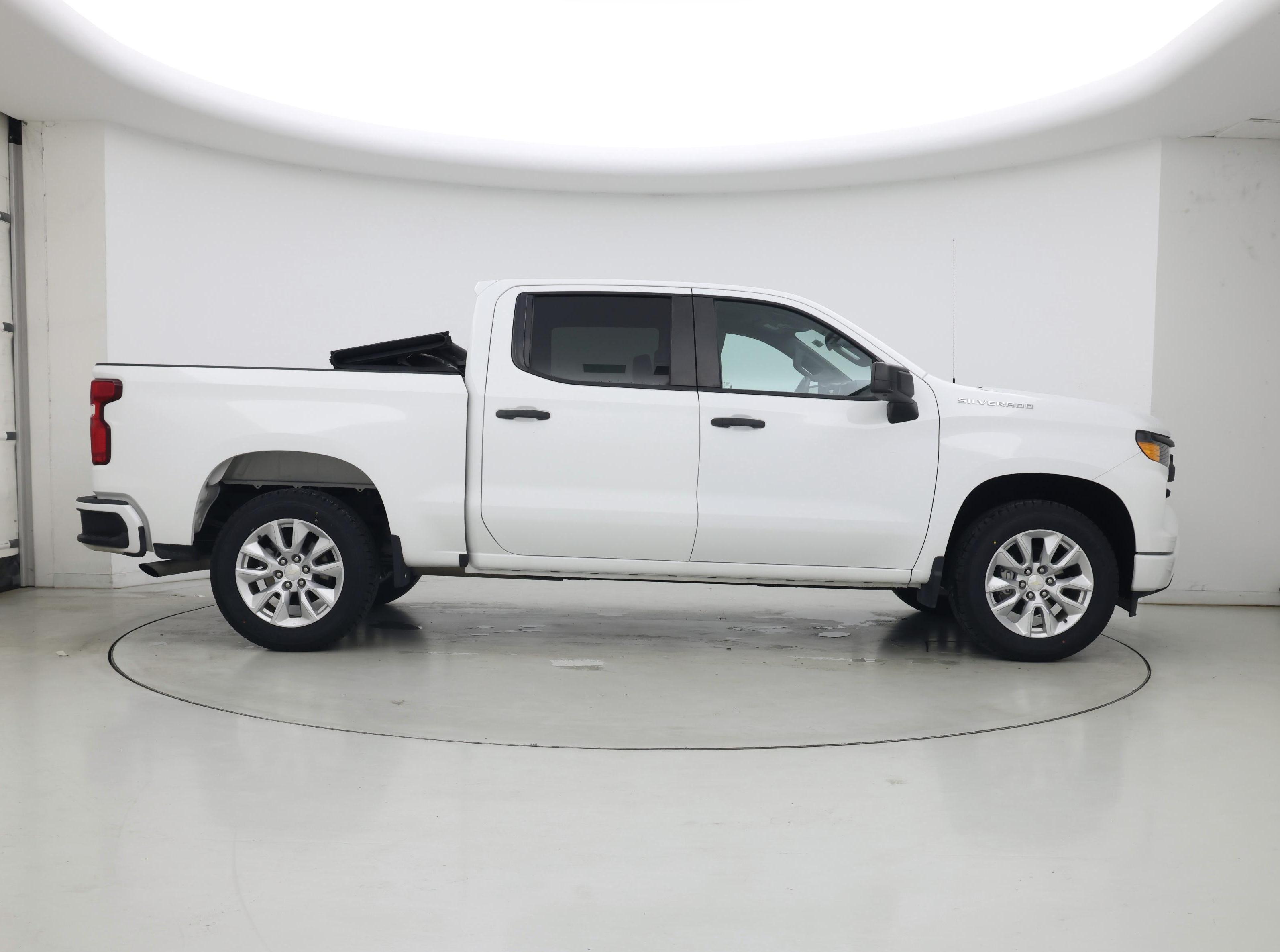 Thumbnail: 2022 Chevrolet Silverado 1500 - 7
