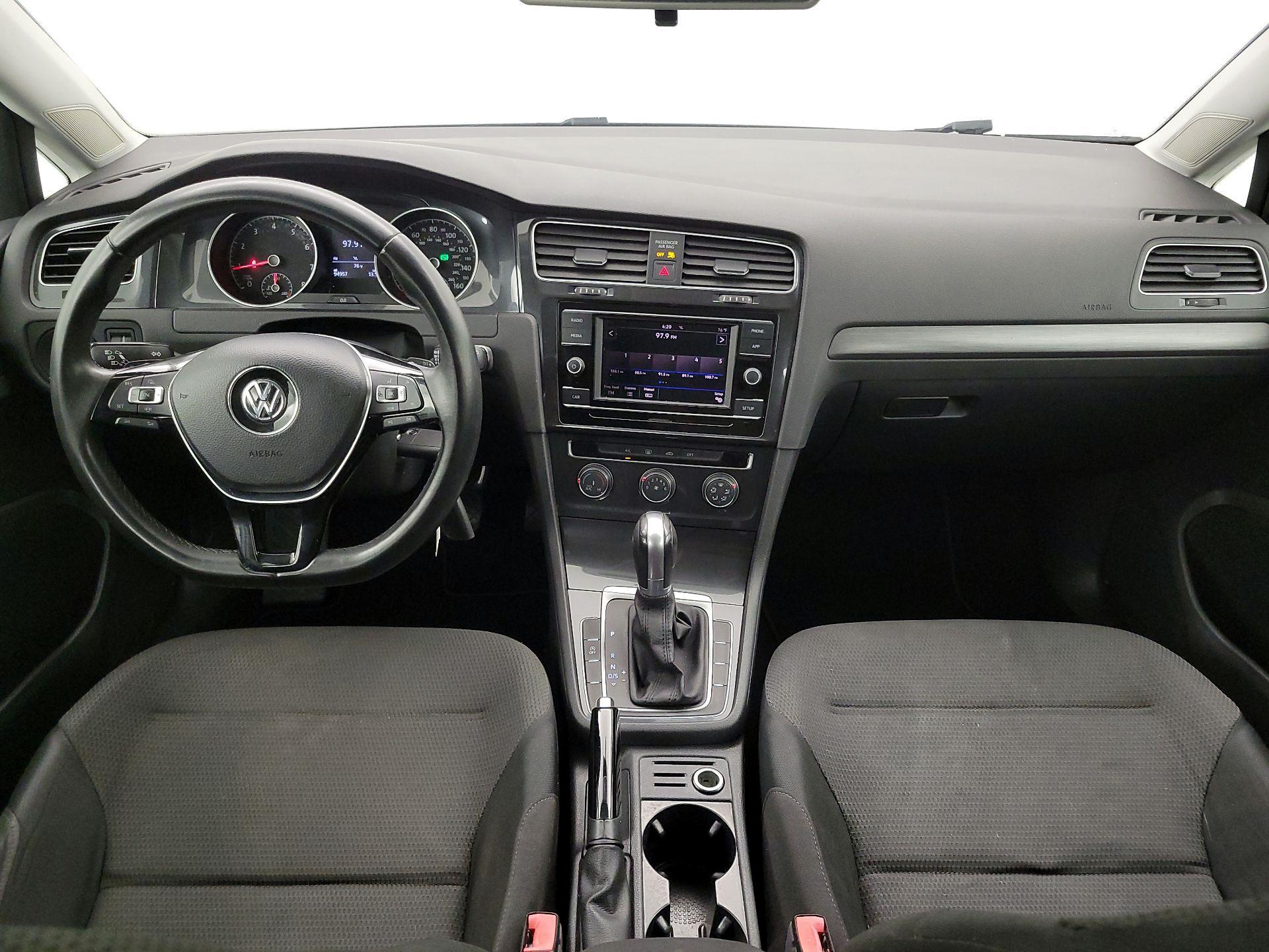 Thumbnail: 2019 Volkswagen Golf - 9