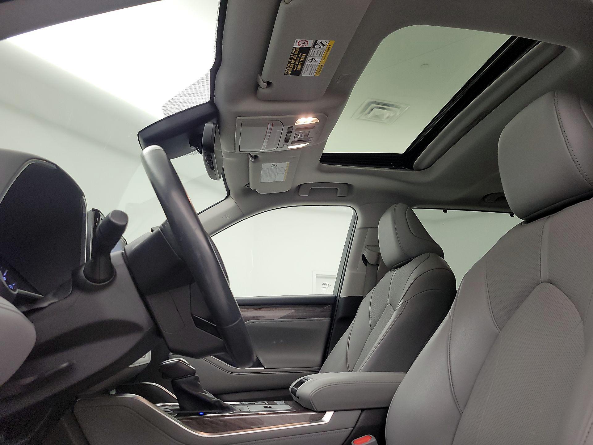 Thumbnail: 2021 Toyota Highlander - 20