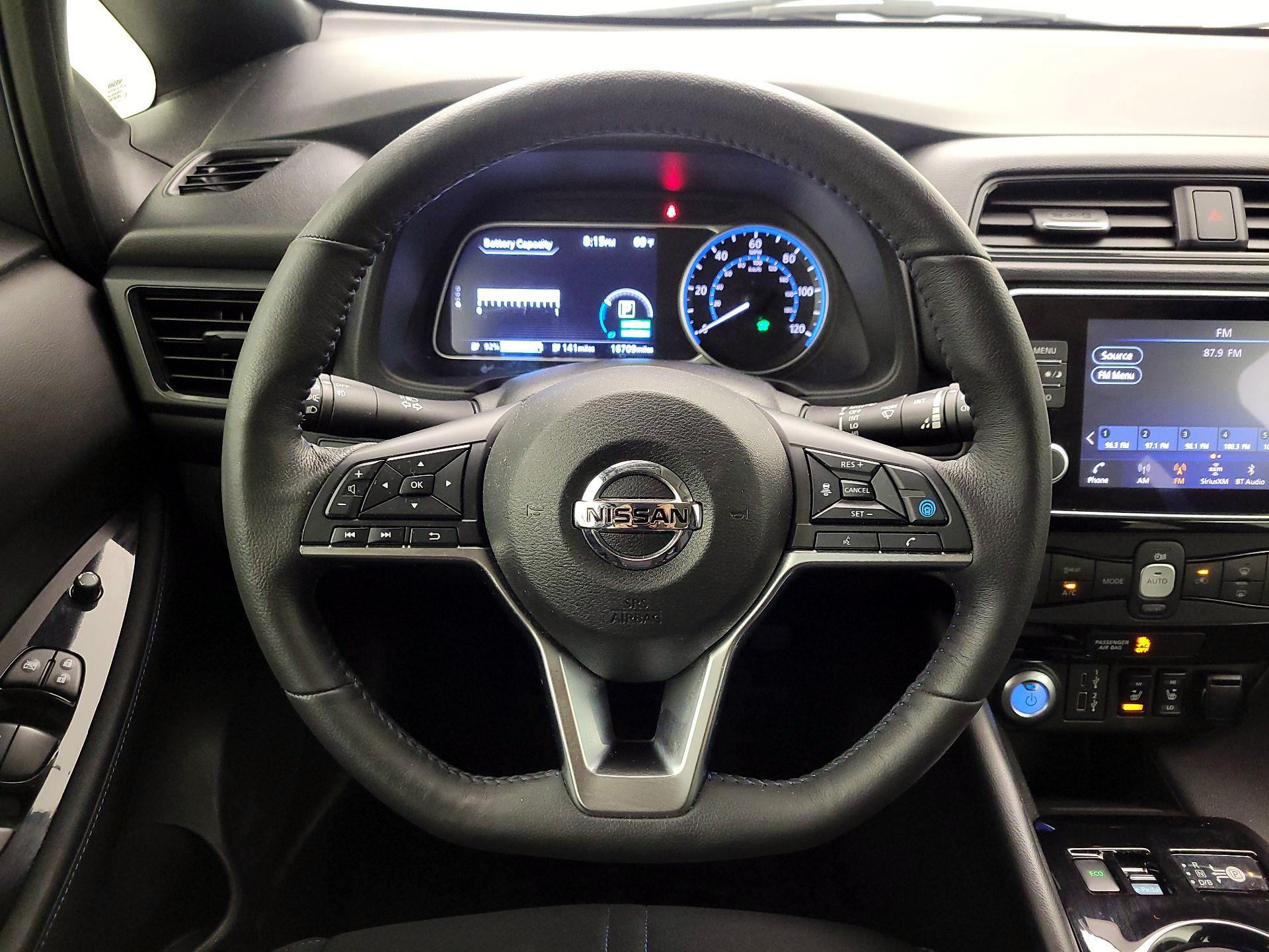 Thumbnail: 2021 Nissan Leaf - 10